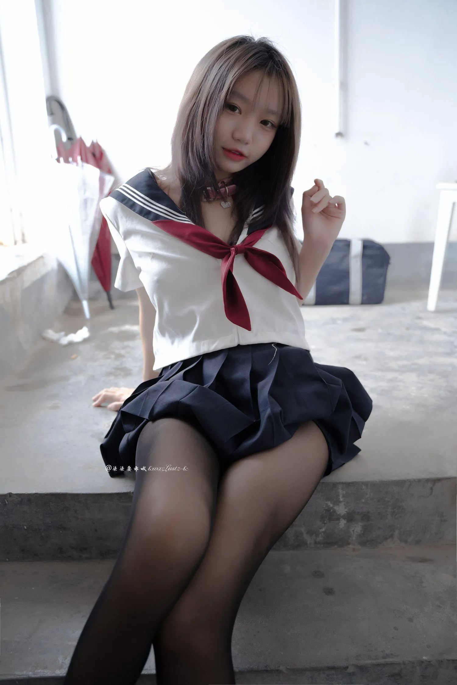 柒柒要乖哦 NO.006 天台学姐 [80P]插图3