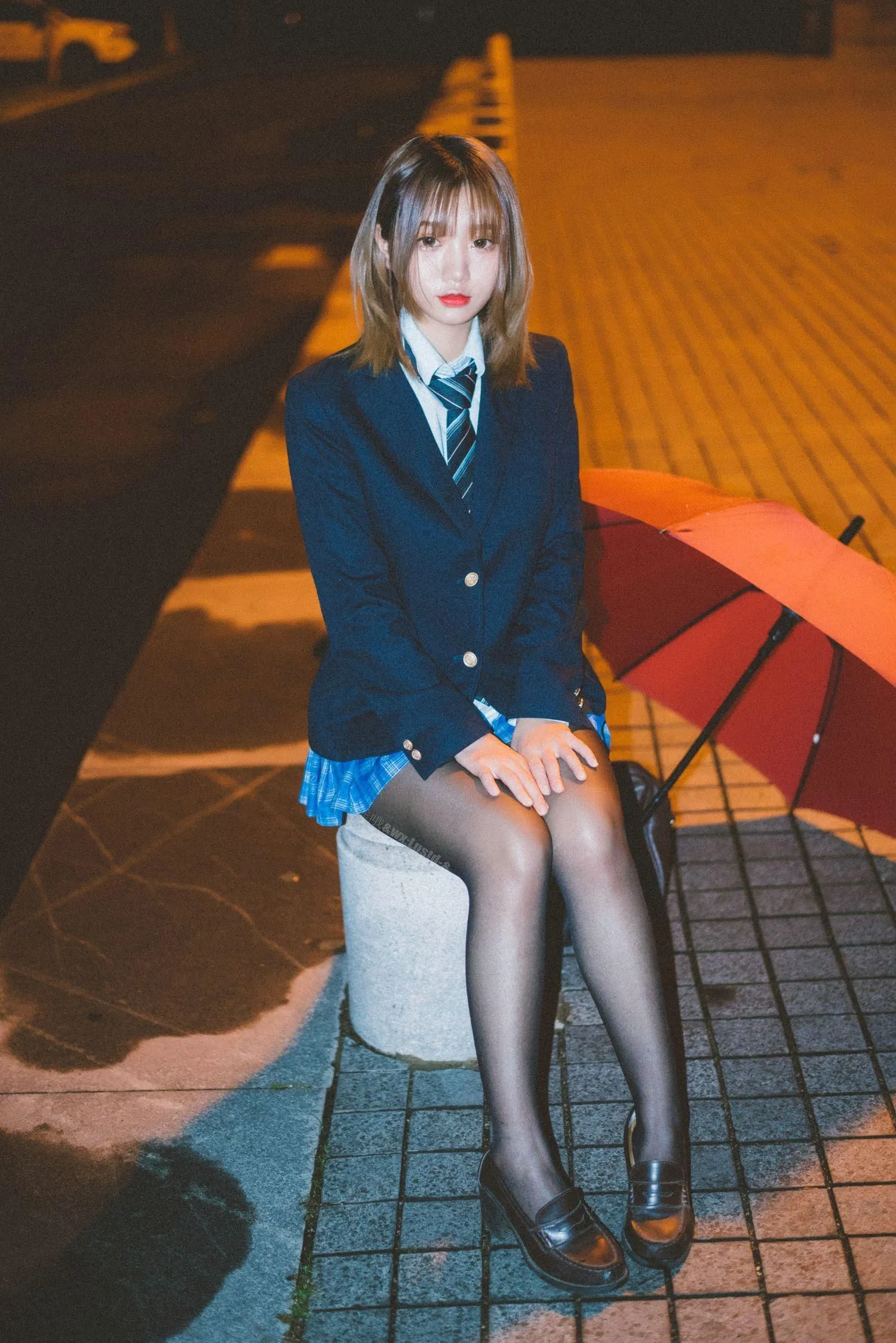柒柒要乖哦 NO.019 深夜公园JK [35P]插图4