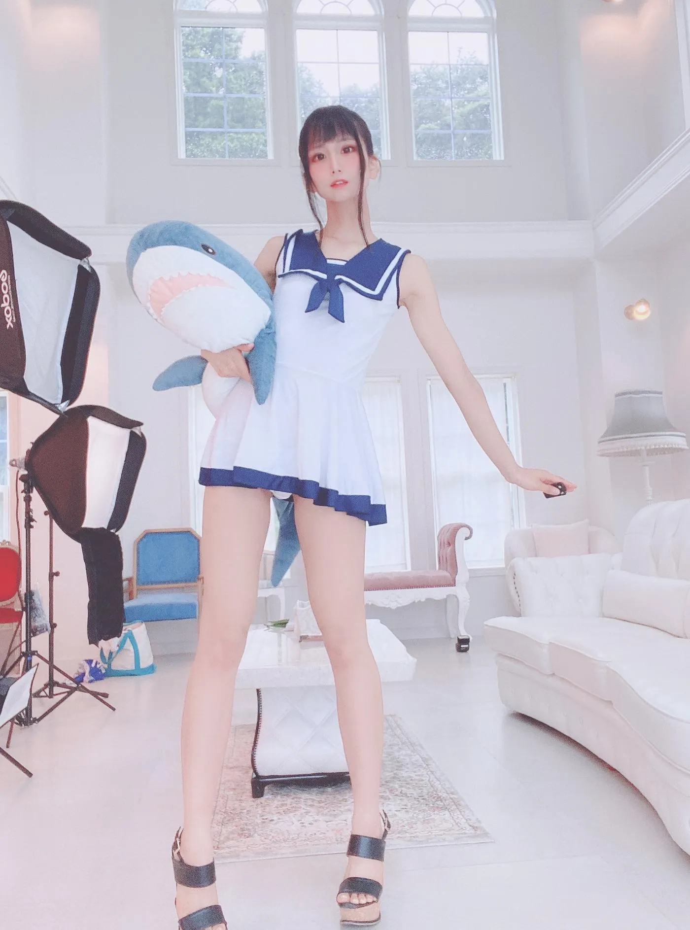 柳丸 – NO.04 [Fantia] 2021年09月写真合集(14期)-2021-09-17 手の中に世界を包む道交差するセーラ水着柳丸 [25P]插图6