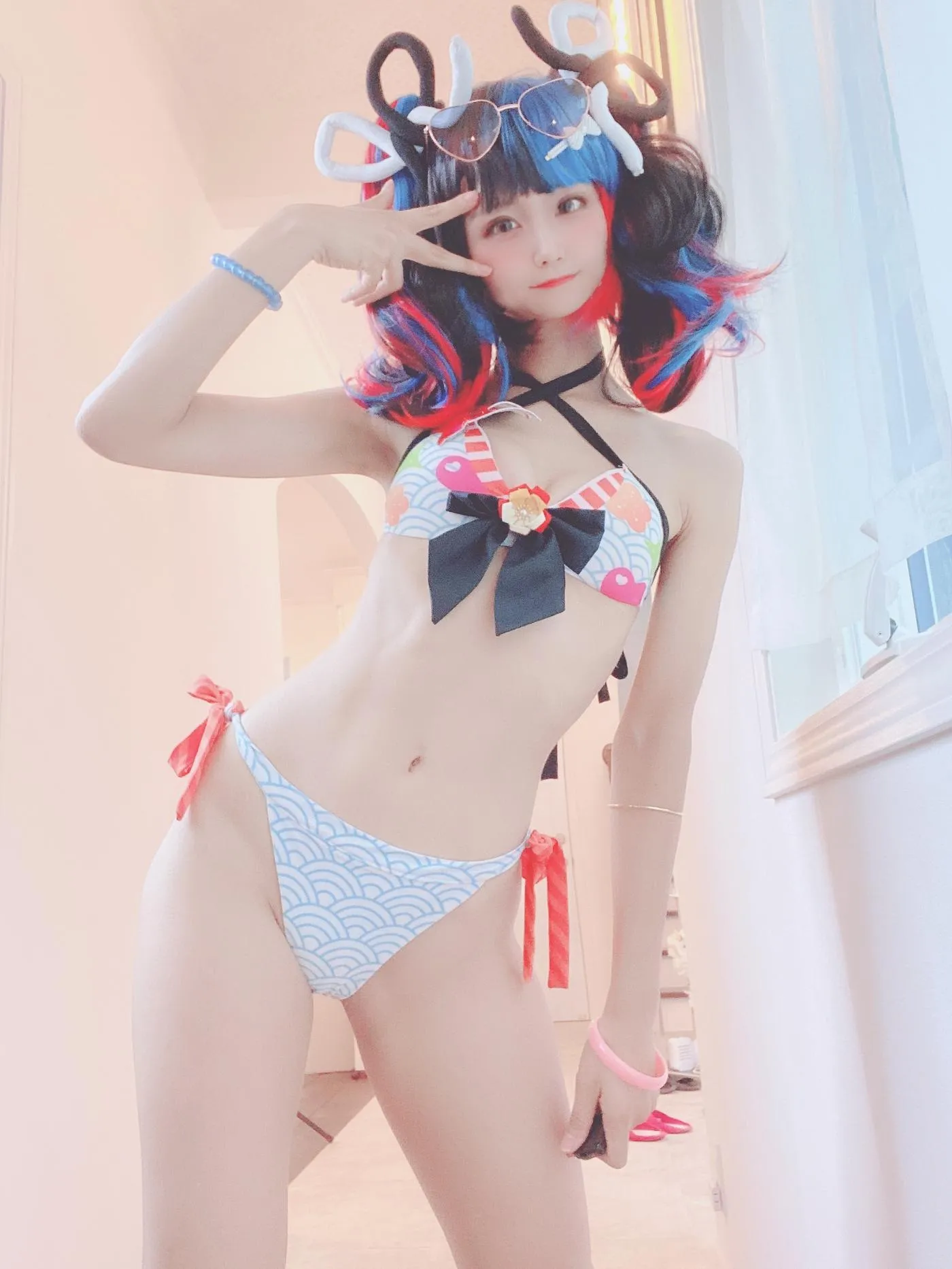 柳丸 – NO.04 [Fantia] 2021年09月写真合集(14期)-2021-09-22 とりくん本嬉しいヮィとハッピードライブなぎこさん㊗️ [26P]插图