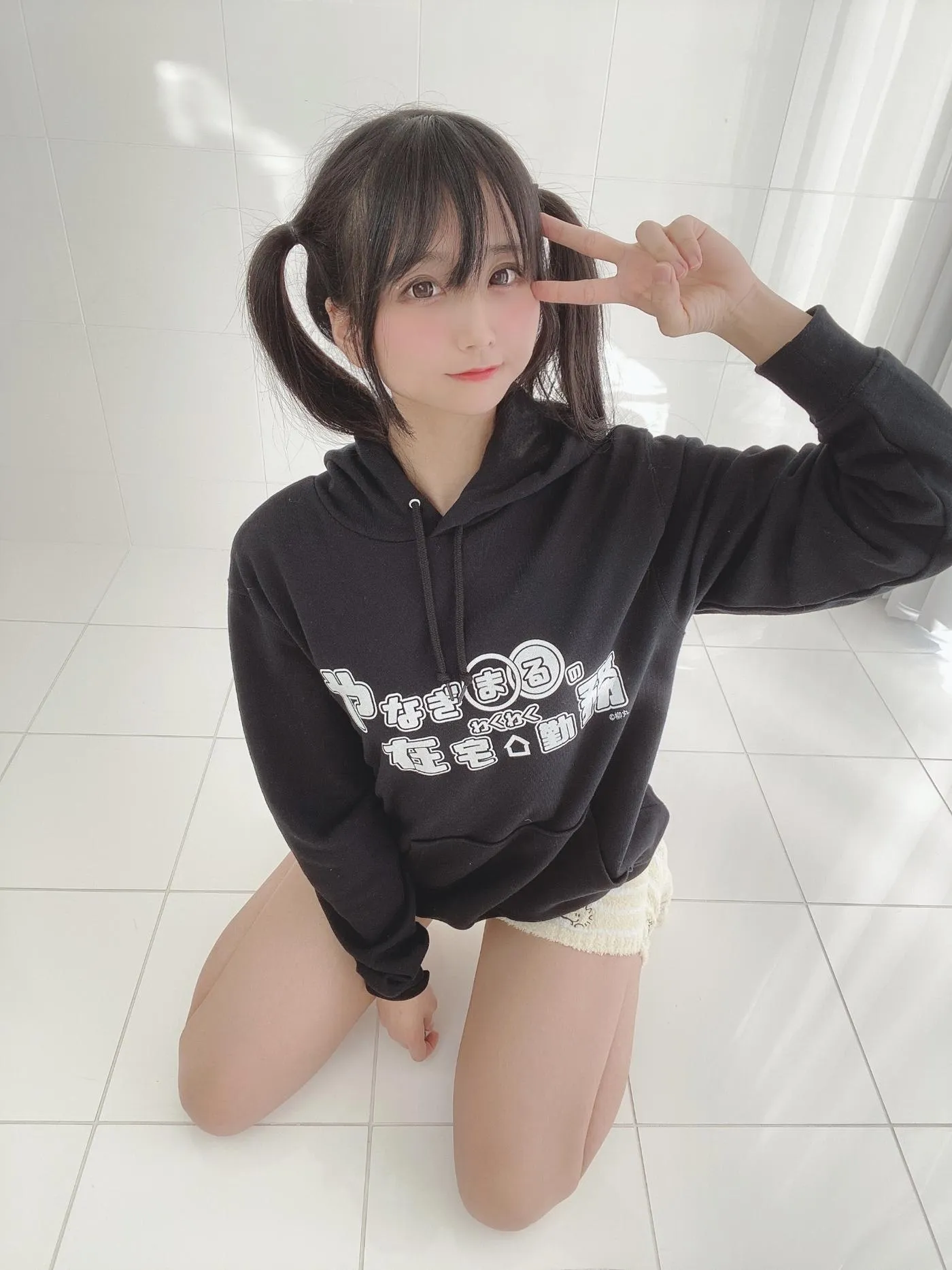 柳丸 – NO.05 [Fantia] 2022年02月写真合集(13期)-2022-02-20 わくわく在宅勤務パーカーのヮィ [32P]插图