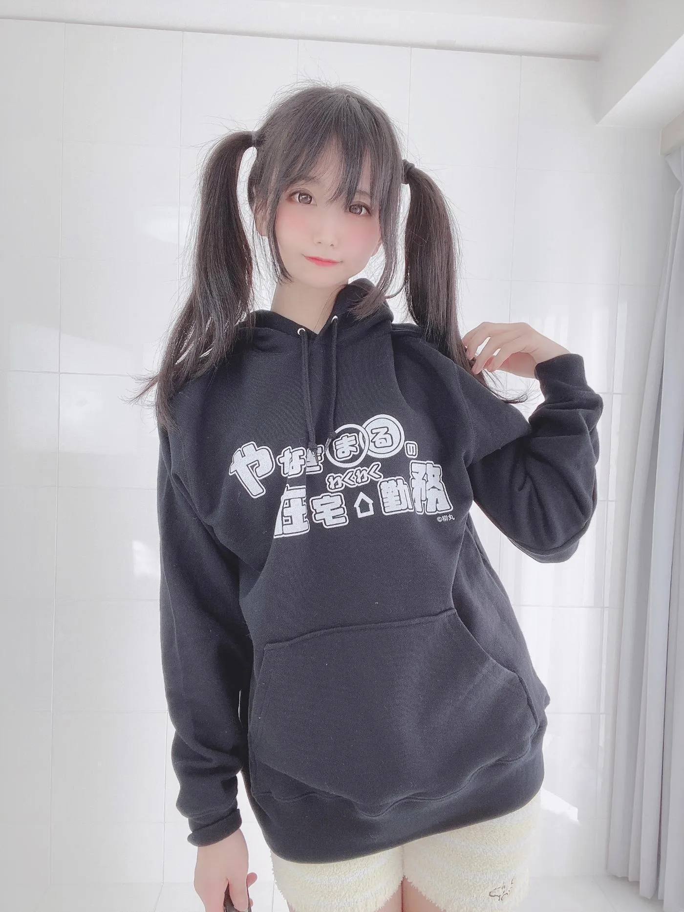柳丸 – NO.05 [Fantia] 2022年02月写真合集(13期)-2022-02-20 わくわく在宅勤務パーカーのヮィ [32P]插图