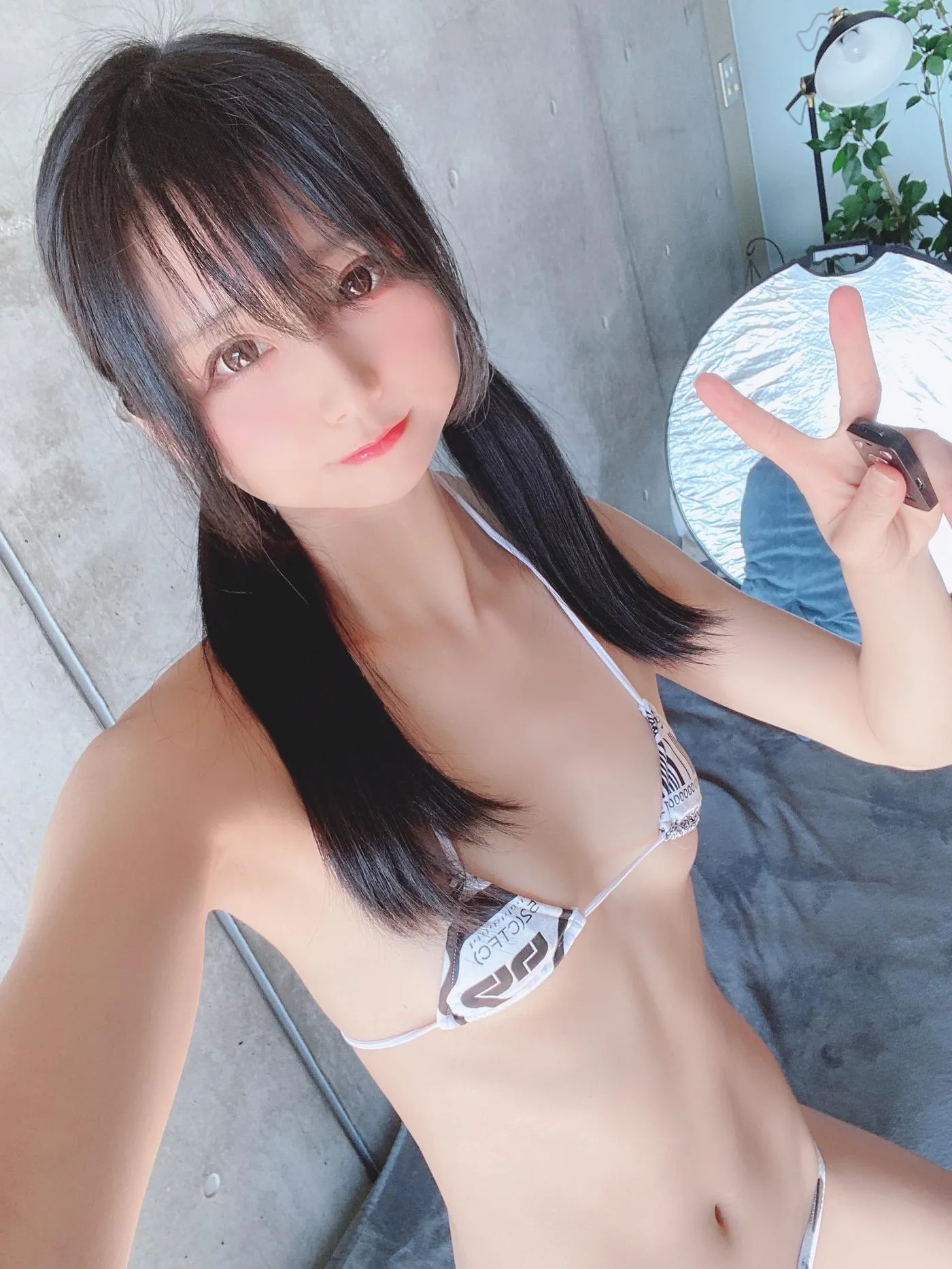 柳丸 – NO.06 [Fantia] 2022年03月写真合集(6期)-2022-03-04 かっこいいマイクロビキニ柳丸 [29P]插图1