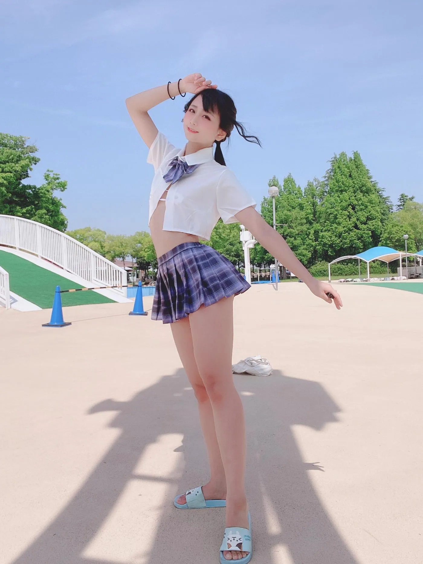 柳丸 – NO.08 [Fantia] 2022年05月写真合集(15期)-2022-05-06 撮れたて！丈の短い制服 [53P]插图1