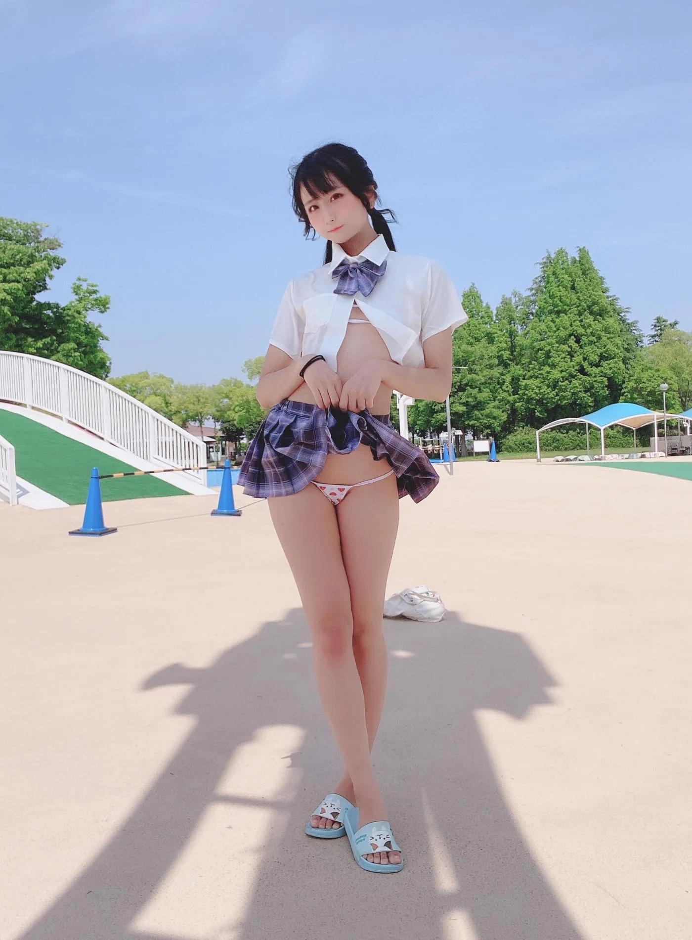 柳丸 – NO.08 [Fantia] 2022年05月写真合集(15期)-2022-05-06 撮れたて！丈の短い制服 [53P]插图3