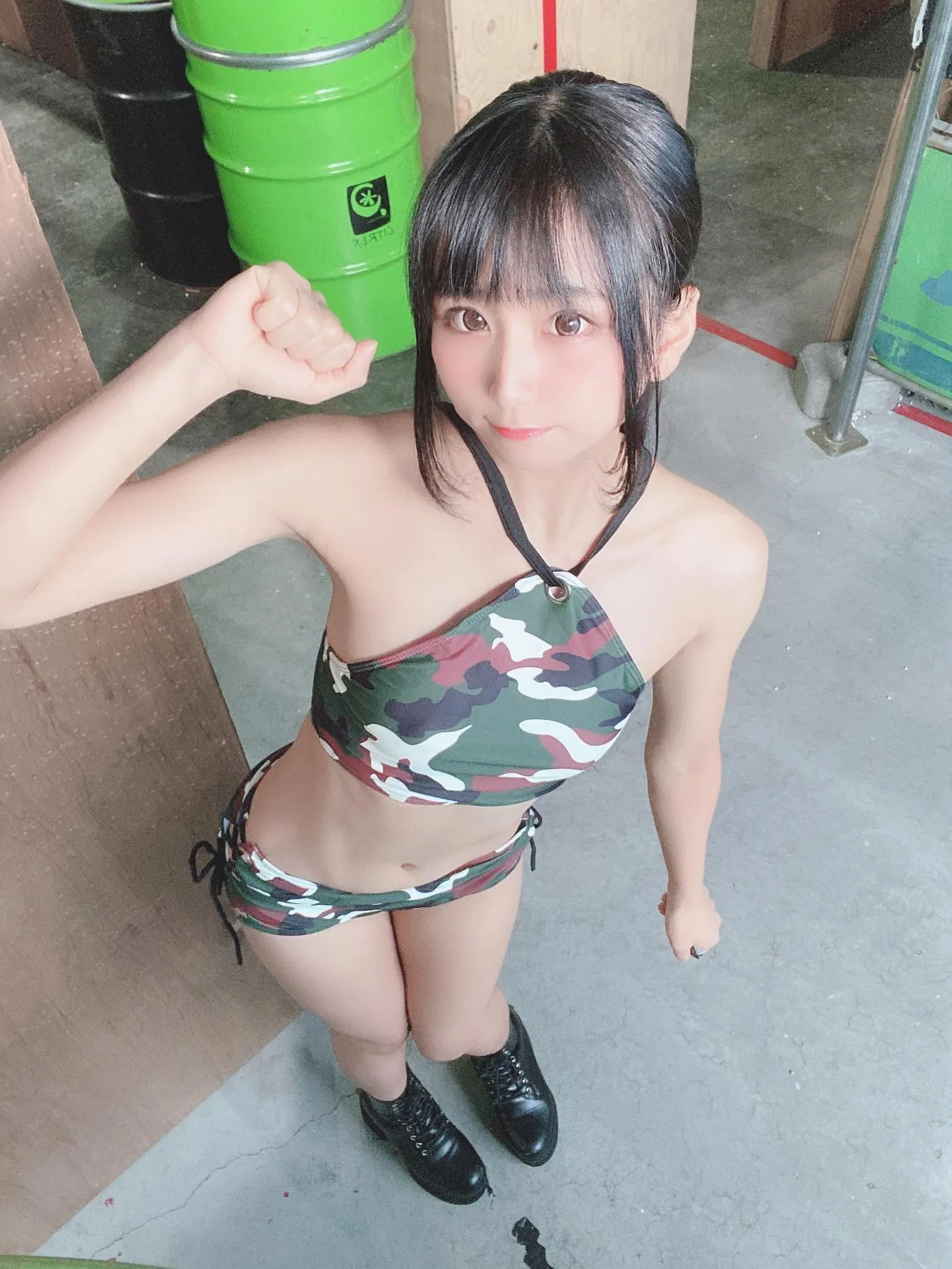 柳丸 – NO.08 [Fantia] 2022年05月写真合集(15期)-2022-05-08 撮れたて！サバゲー会場にふさわしい?装いと、5_11会員限定配信のお知らせ [64P]插图