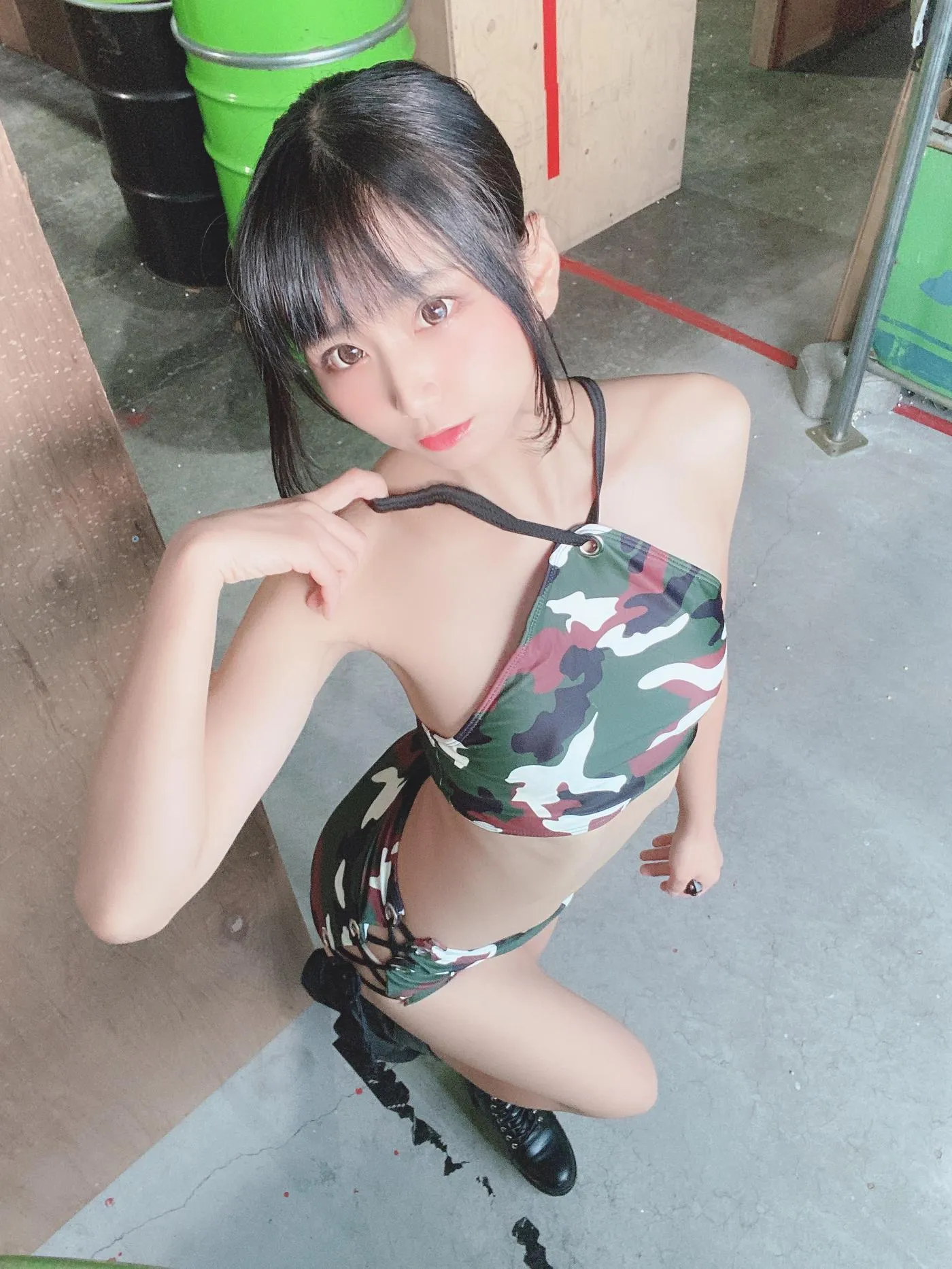 柳丸 – NO.08 [Fantia] 2022年05月写真合集(15期)-2022-05-08 撮れたて！サバゲー会場にふさわしい?装いと、5_11会員限定配信のお知らせ [64P]插图1