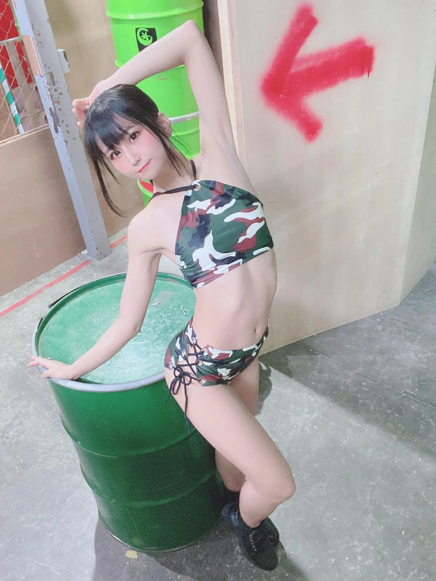 柳丸 – NO.08 [Fantia] 2022年05月写真合集(15期)-2022-05-08 撮れたて！サバゲー会場にふさわしい?装いと、5_11会員限定配信のお知らせ [64P]插图1