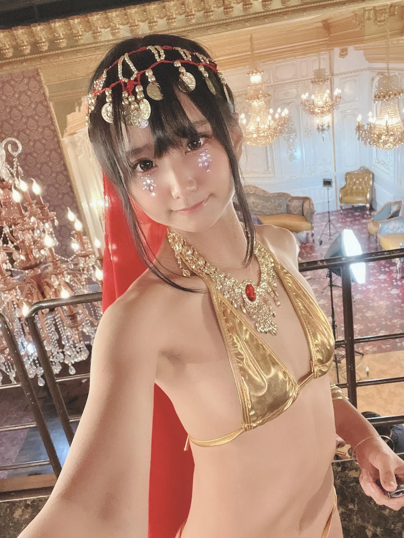 柳丸 – NO.09 [Fantia] 2022年06月写真合集(15期)-2022-06-09 金運の上がるビキニ前編（鏡の活用） [54P]插图4