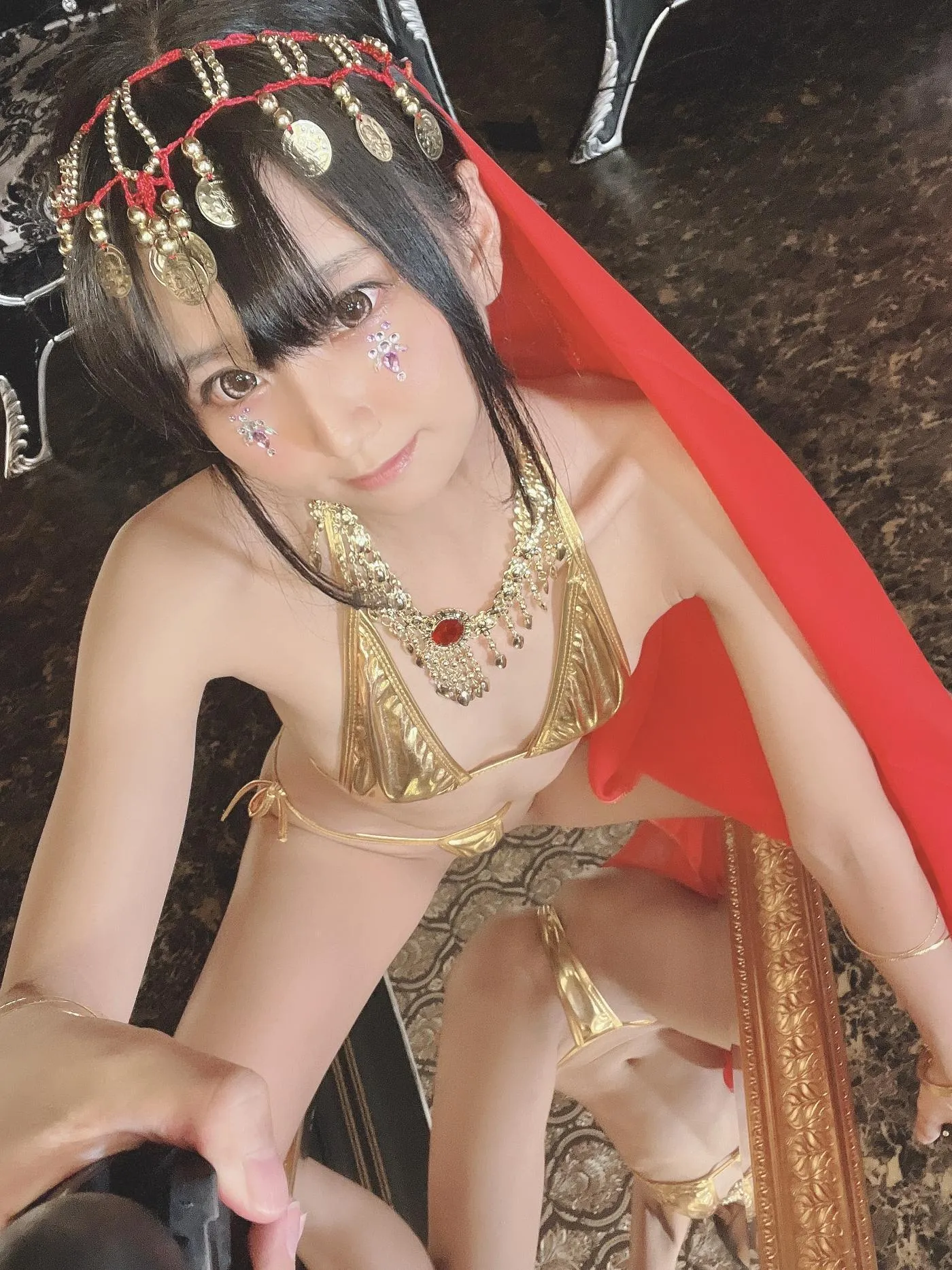 柳丸 – NO.09 [Fantia] 2022年06月写真合集(15期)-2022-06-09 金運の上がるビキニ前編（鏡の活用） [54P]插图2