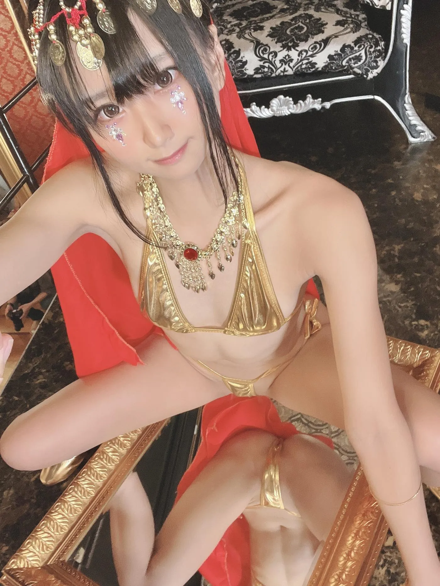 柳丸 – NO.09 [Fantia] 2022年06月写真合集(15期)-2022-06-09 金運の上がるビキニ前編（鏡の活用） [54P]插图3