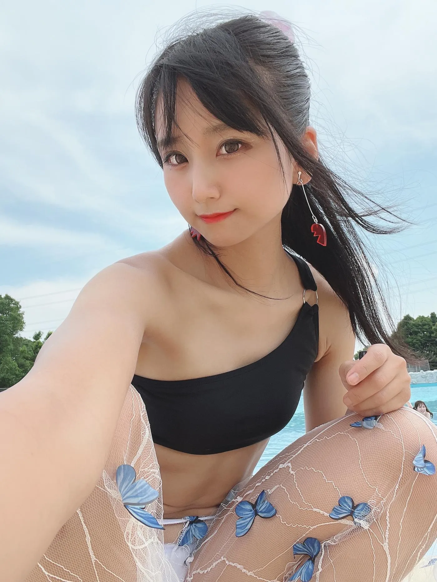 柳丸 – NO.10 [Fantia] 2022年07月写真合集(15期)-2022-07-04 ポルナレフな水着と滑り台動画音声付きフルver? [42P]插图9