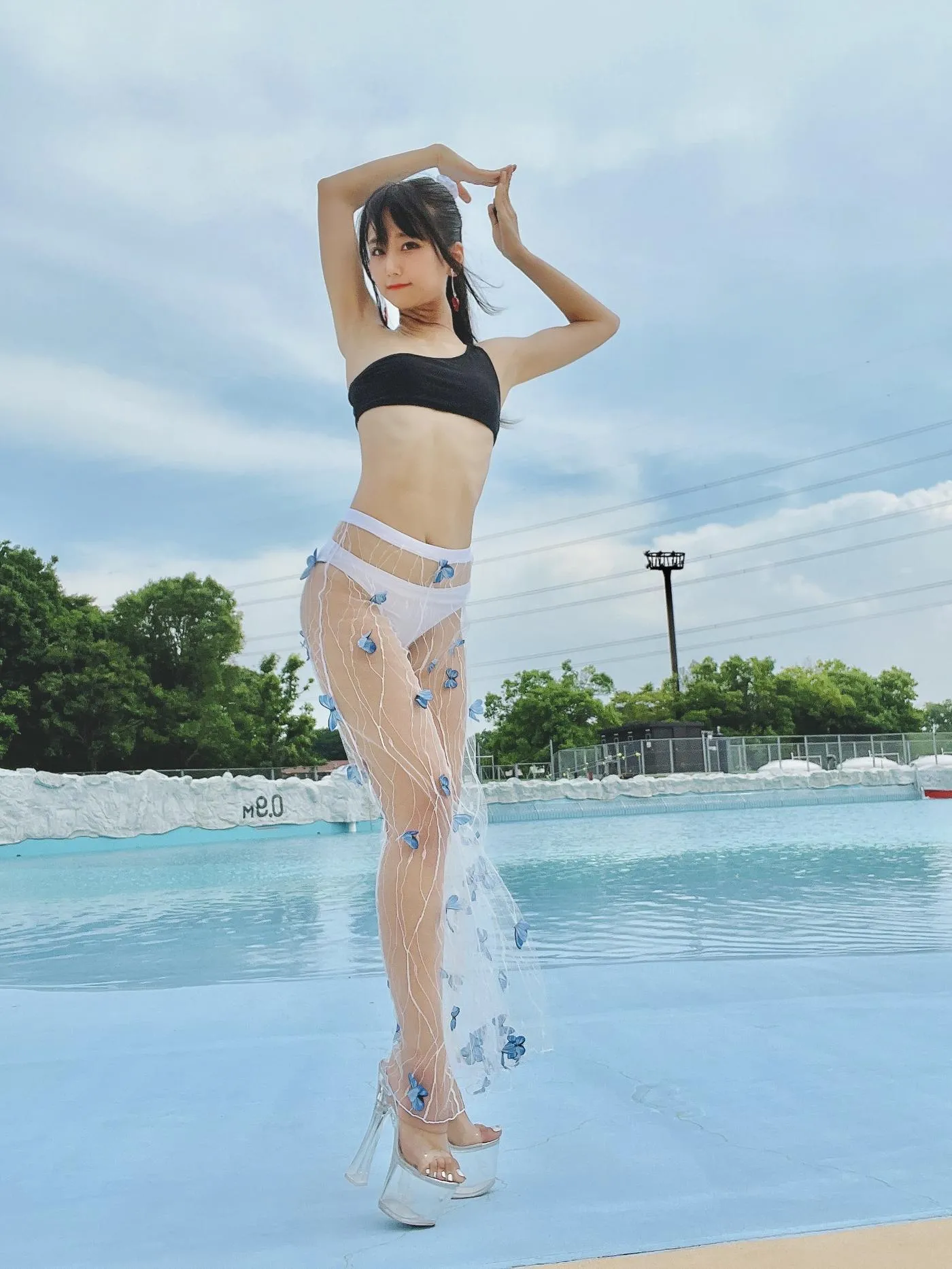柳丸 – NO.10 [Fantia] 2022年07月写真合集(15期)-2022-07-04 ポルナレフな水着と滑り台動画音声付きフルver? [42P]插图2