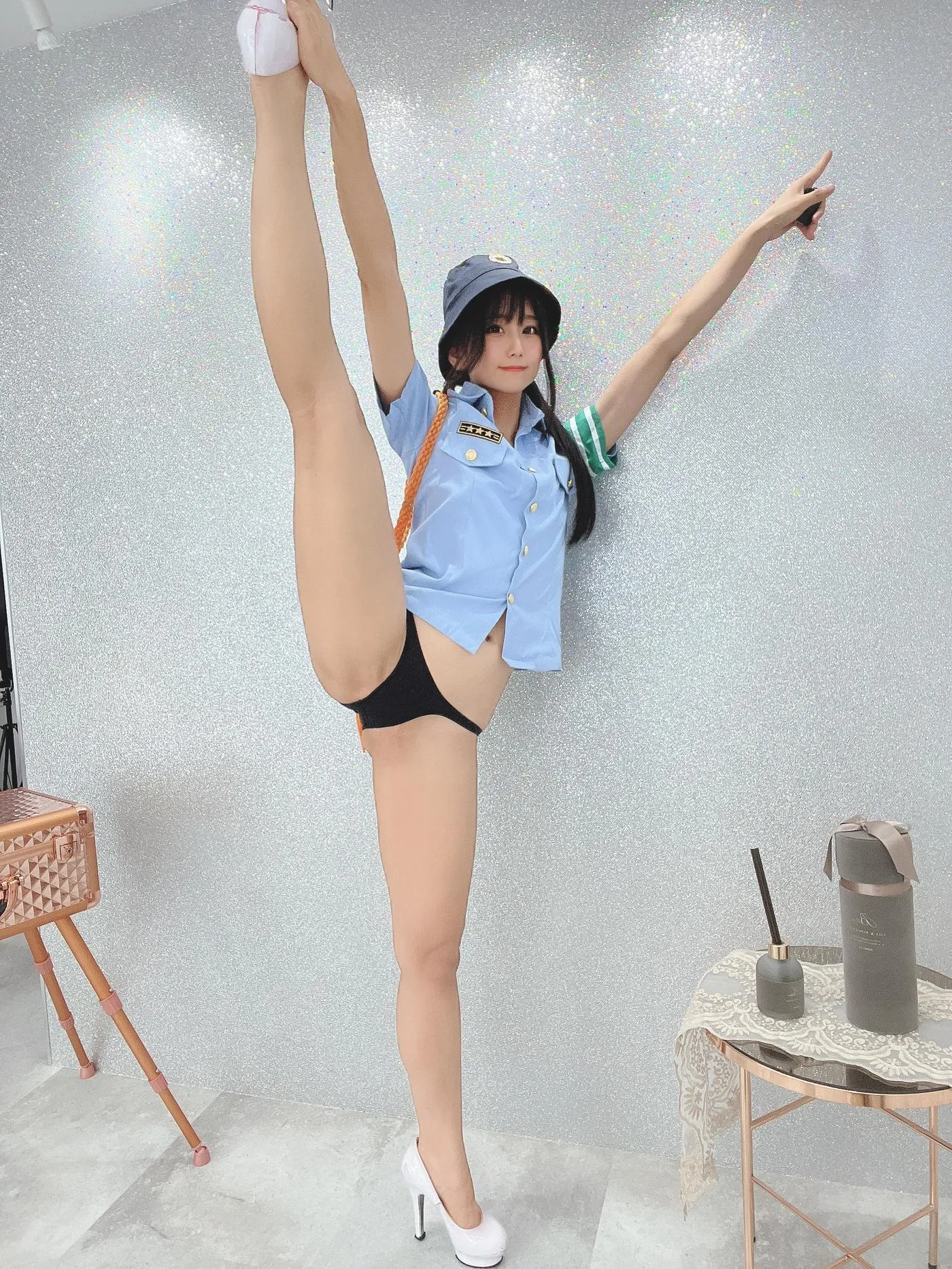 柳丸 – NO.10 [Fantia] 2022年07月写真合集(15期)-2022-07-08 ハイレグ警察柳丸?? [39P]插图3