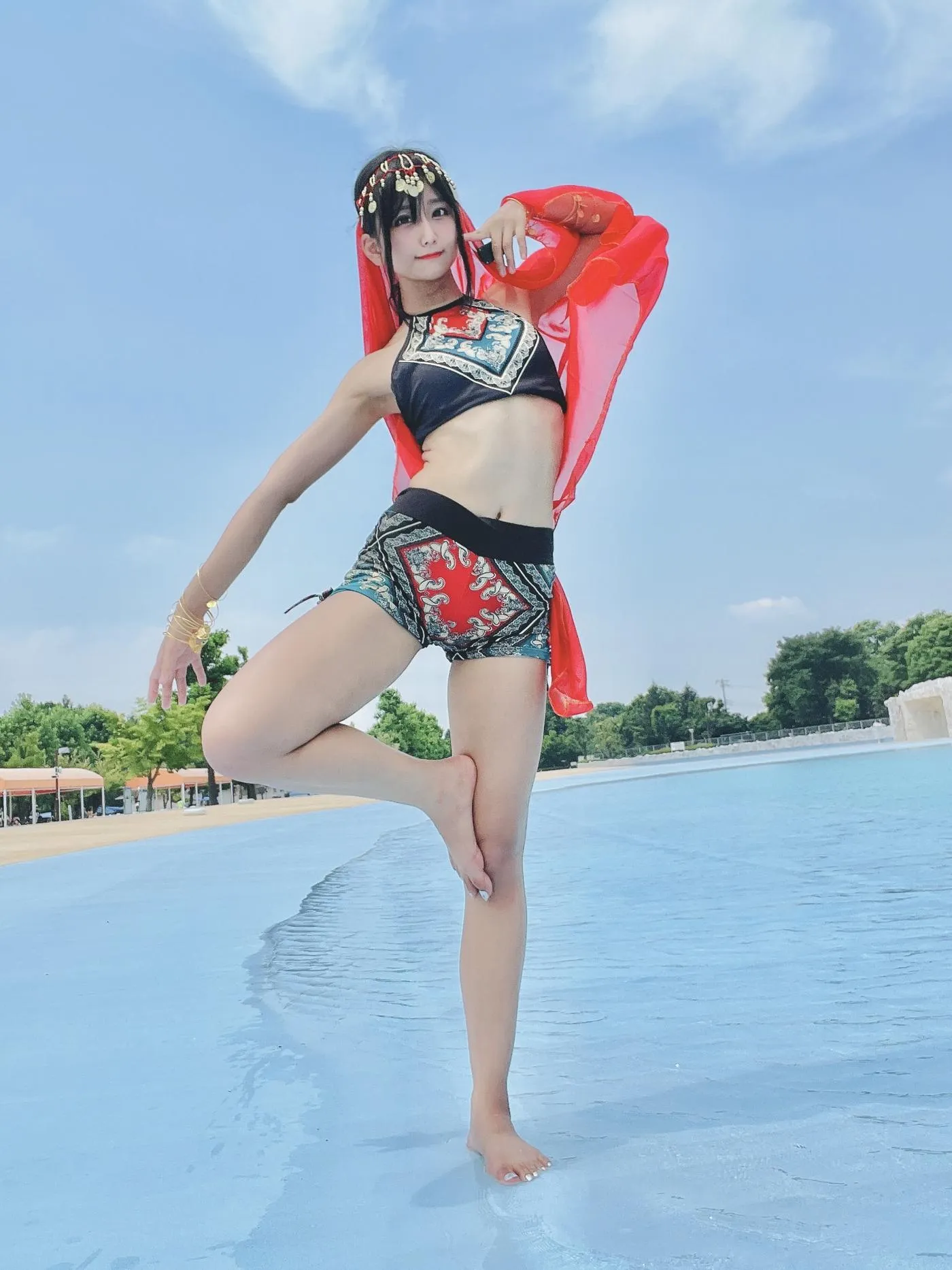 柳丸 – NO.10 [Fantia] 2022年07月写真合集(15期)-2022-07-14 アラビアン水着柳丸と7_16会員限定配信のお知らせ [38P]插图1