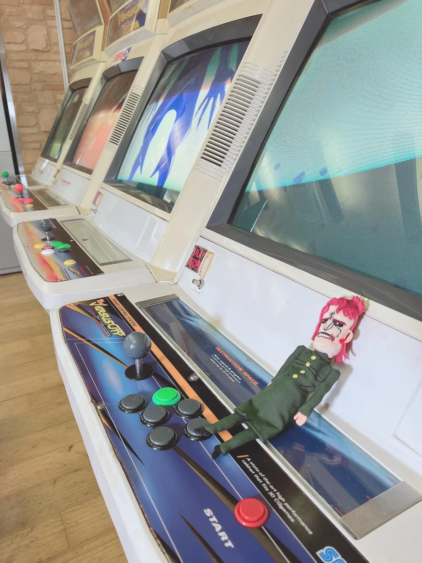 柳丸 – NO.10 [Fantia] 2022年07月写真合集(15期)-2022-07-20 丈の短い制服でゲーセンに登場? [51P]插图5