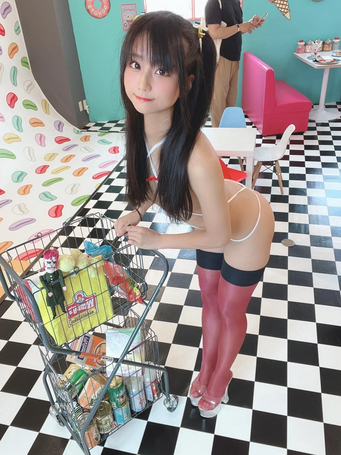 柳丸 – NO.11 [Fantia] 2022年08月写真合集(15期)-2022-08-04 紐のいちごビキニ? [81P]插图2