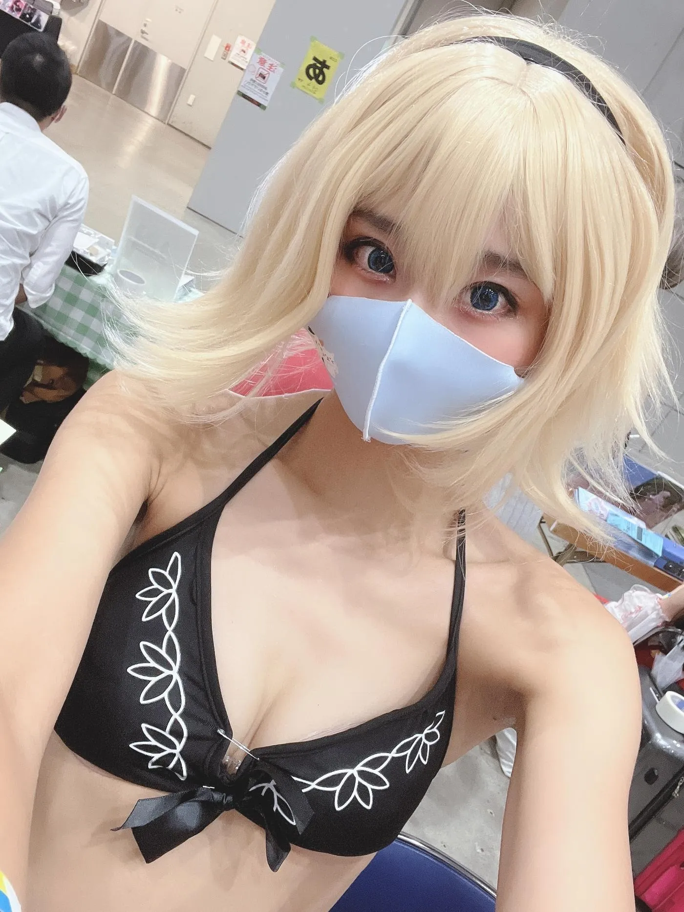 柳丸 – NO.11 [Fantia] 2022年08月写真合集(15期)-2022-08-15 コミケとコスホリの思い出 [51P]插图3