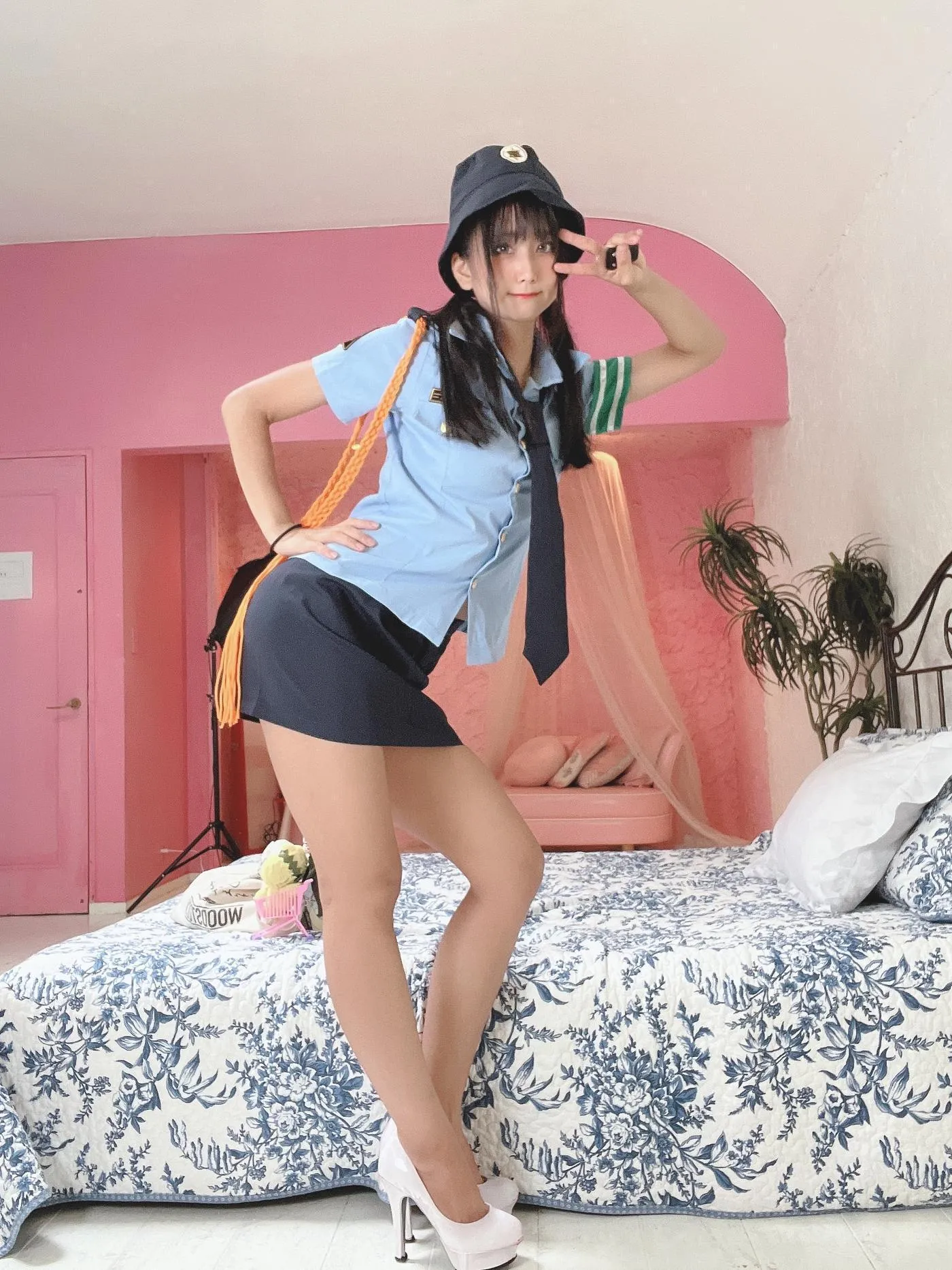柳丸 – NO.11 [Fantia] 2022年08月写真合集(15期)-2022-08-23 撮れたて！ハイレグ警察（前編） [54P]插图4