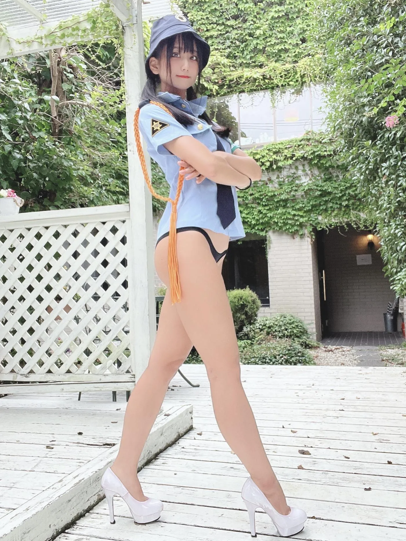 柳丸 – NO.11 [Fantia] 2022年08月写真合集(15期)-2022-08-25 ハイレグ警察後編（屋外） [40P]插图8