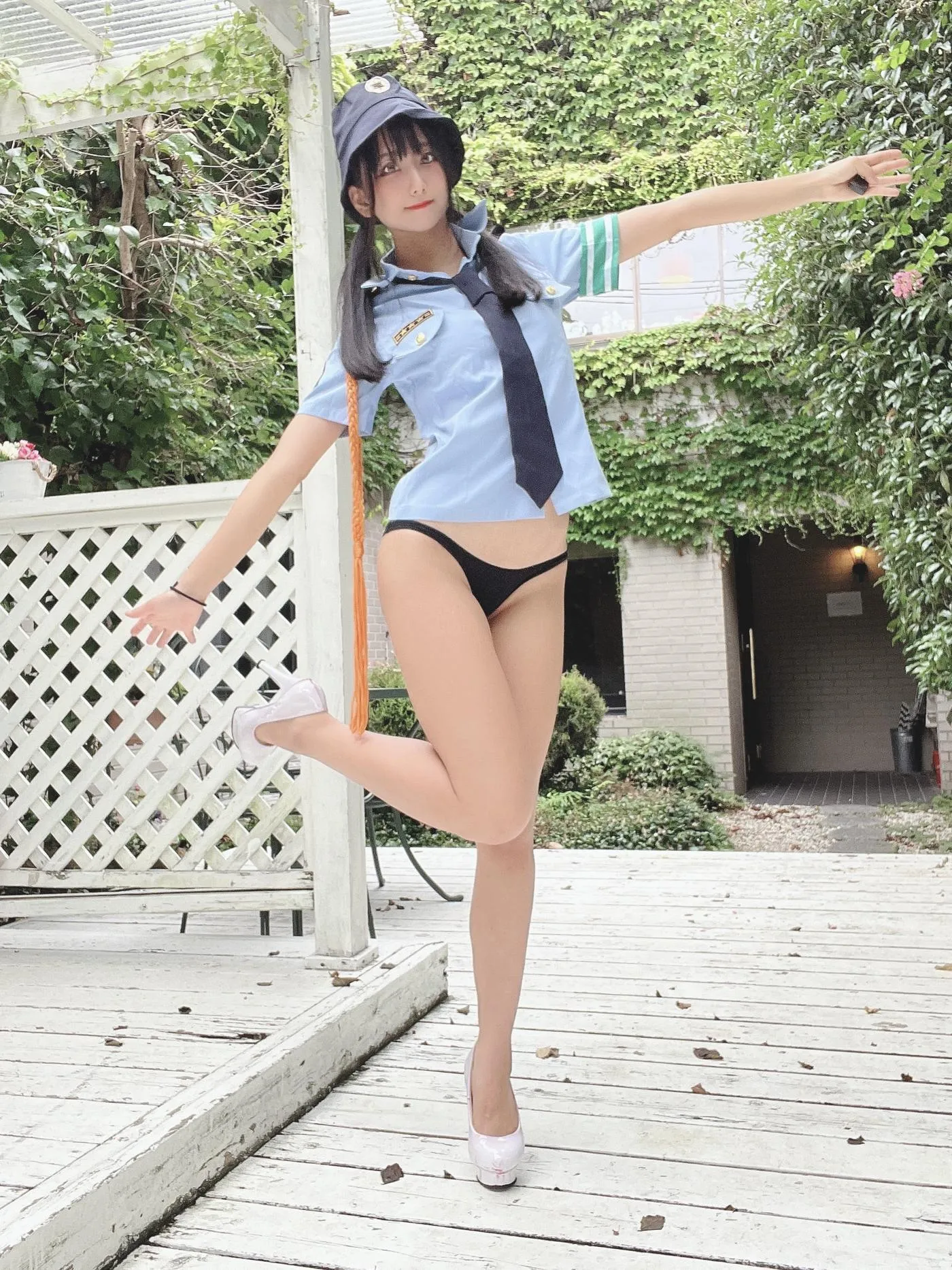 柳丸 – NO.11 [Fantia] 2022年08月写真合集(15期)-2022-08-25 ハイレグ警察後編（屋外） [40P]插图6