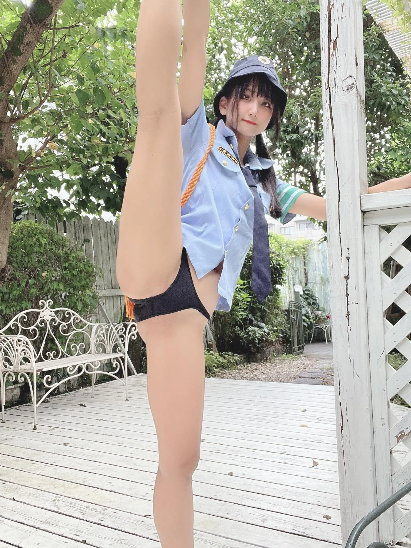 柳丸 – NO.11 [Fantia] 2022年08月写真合集(15期)-2022-08-25 ハイレグ警察後編（屋外） [40P]插图3