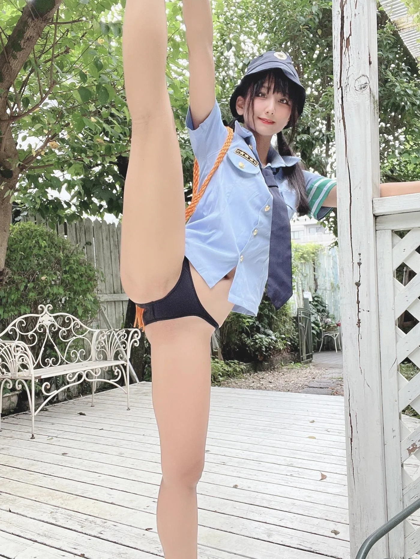 柳丸 – NO.11 [Fantia] 2022年08月写真合集(15期)-2022-08-25 ハイレグ警察後編（屋外） [40P]插图4