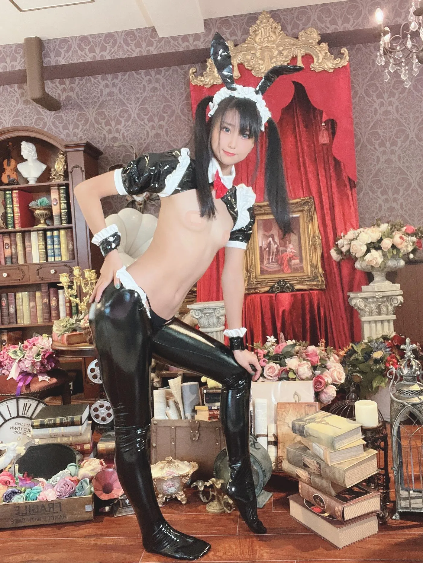 柳丸 – NO.12 [Fantia] 2022年09月写真合集(14期)-2022-09-12 撮れたて！乳絆創膏逆バニー? [49P]插图3