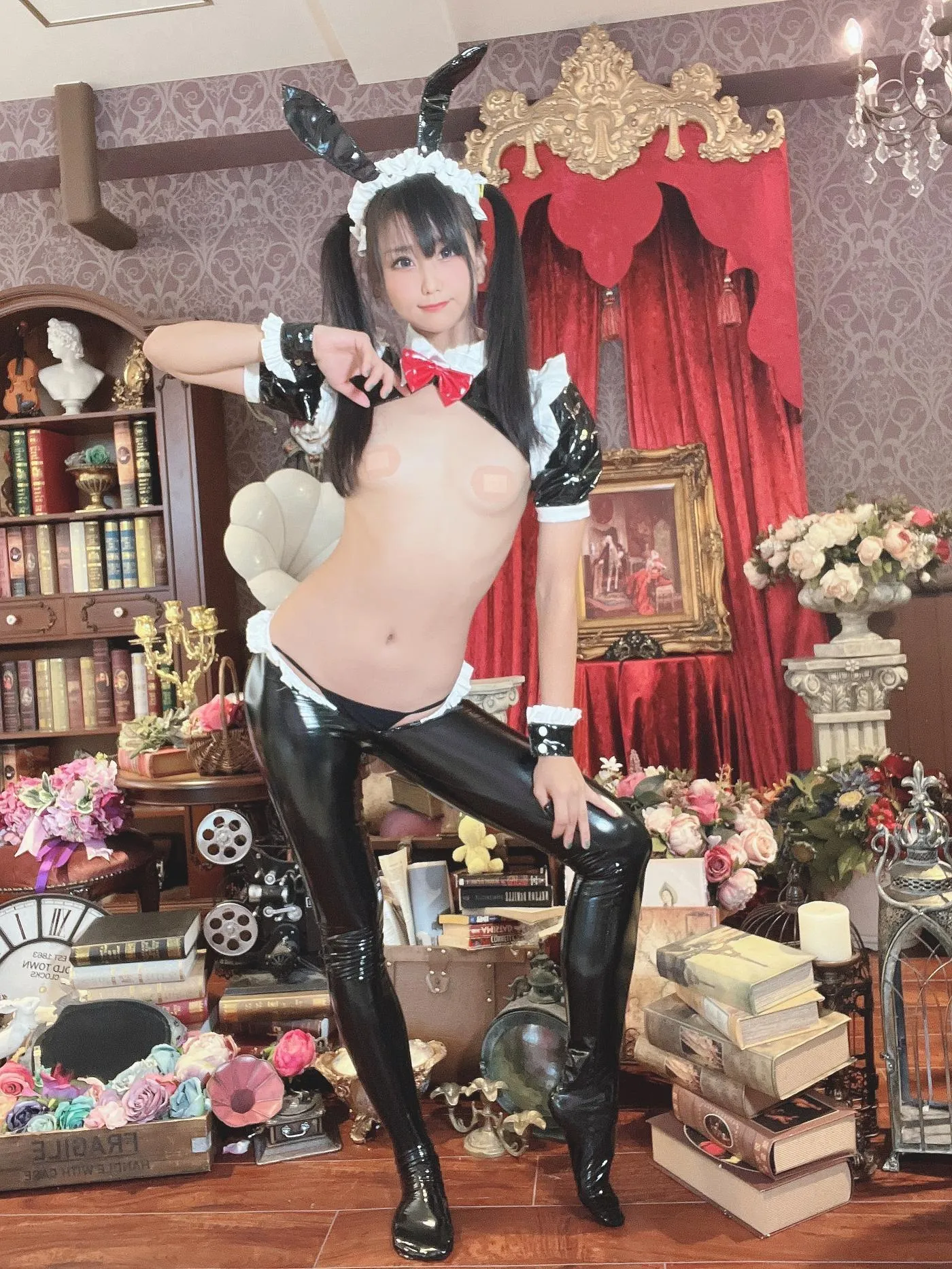 柳丸 – NO.12 [Fantia] 2022年09月写真合集(14期)-2022-09-12 撮れたて！乳絆創膏逆バニー? [49P]插图4
