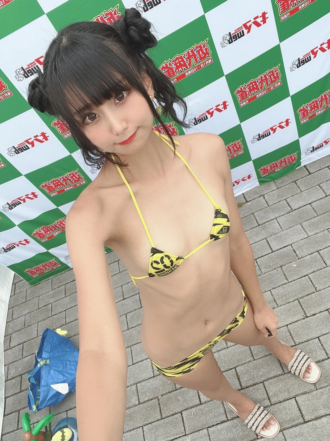 柳丸 – NO.12 [Fantia] 2022年09月写真合集(14期)-2022-09-18 雷のマイクロビキニ⚡️ [39P]插图8