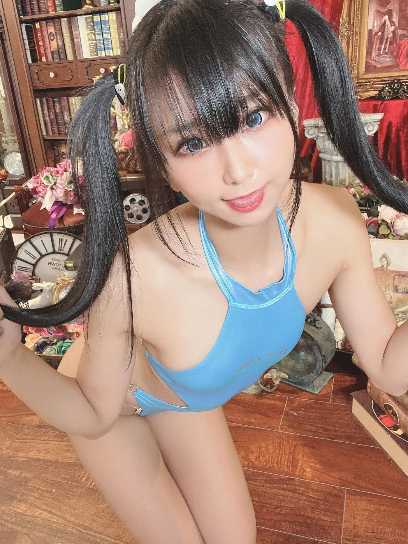柳丸 – NO.12 [Fantia] 2022年09月写真合集(14期)-2022-09-22 キラキラ水色競泳水着（後編） [52P]插图3