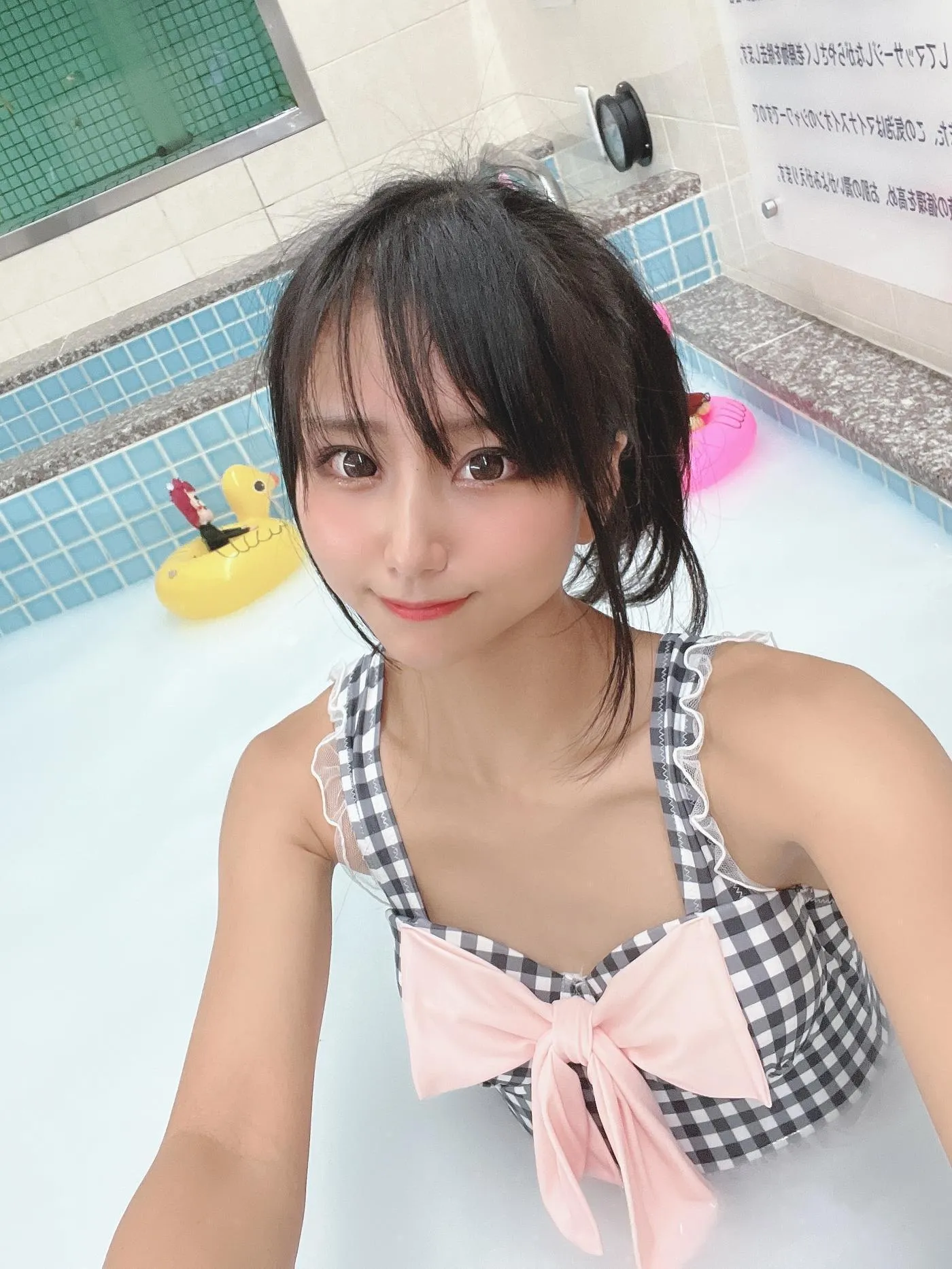 柳丸 – NO.13 [Fantia] 2022年10月写真合集(15期)-2022-10-21 しまうまビキニ＆黒チェック水着で銭湯♨ [94P]插图8