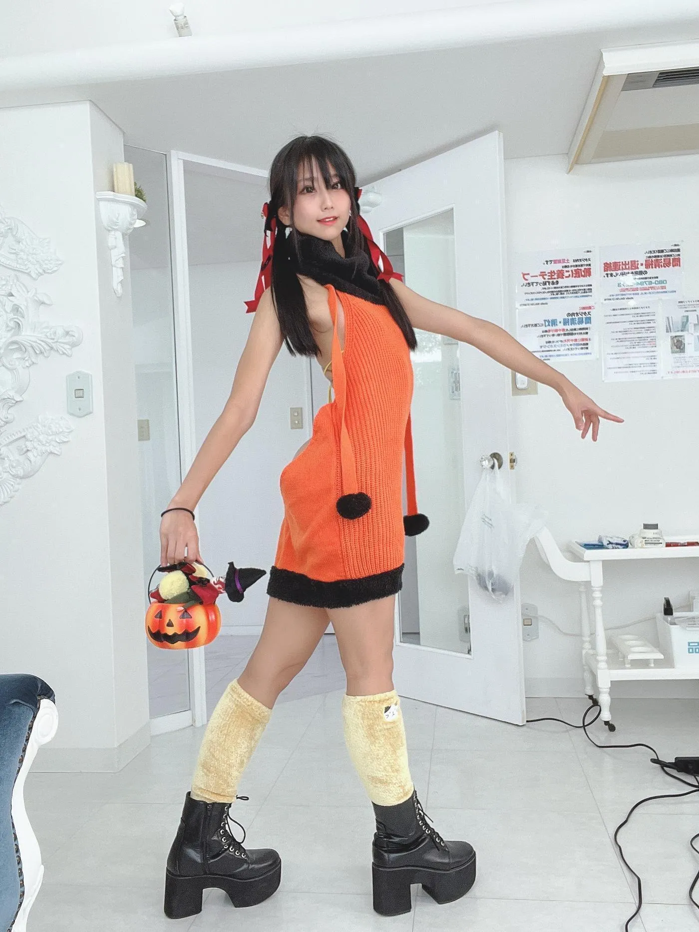 柳丸 – NO.13 [Fantia] 2022年10月写真合集(15期)-2022-10-31 ﾊﾛｳｨﾝｳｨﾝｳｨﾝ！?と11月カレンダー配布 [63P]插图5