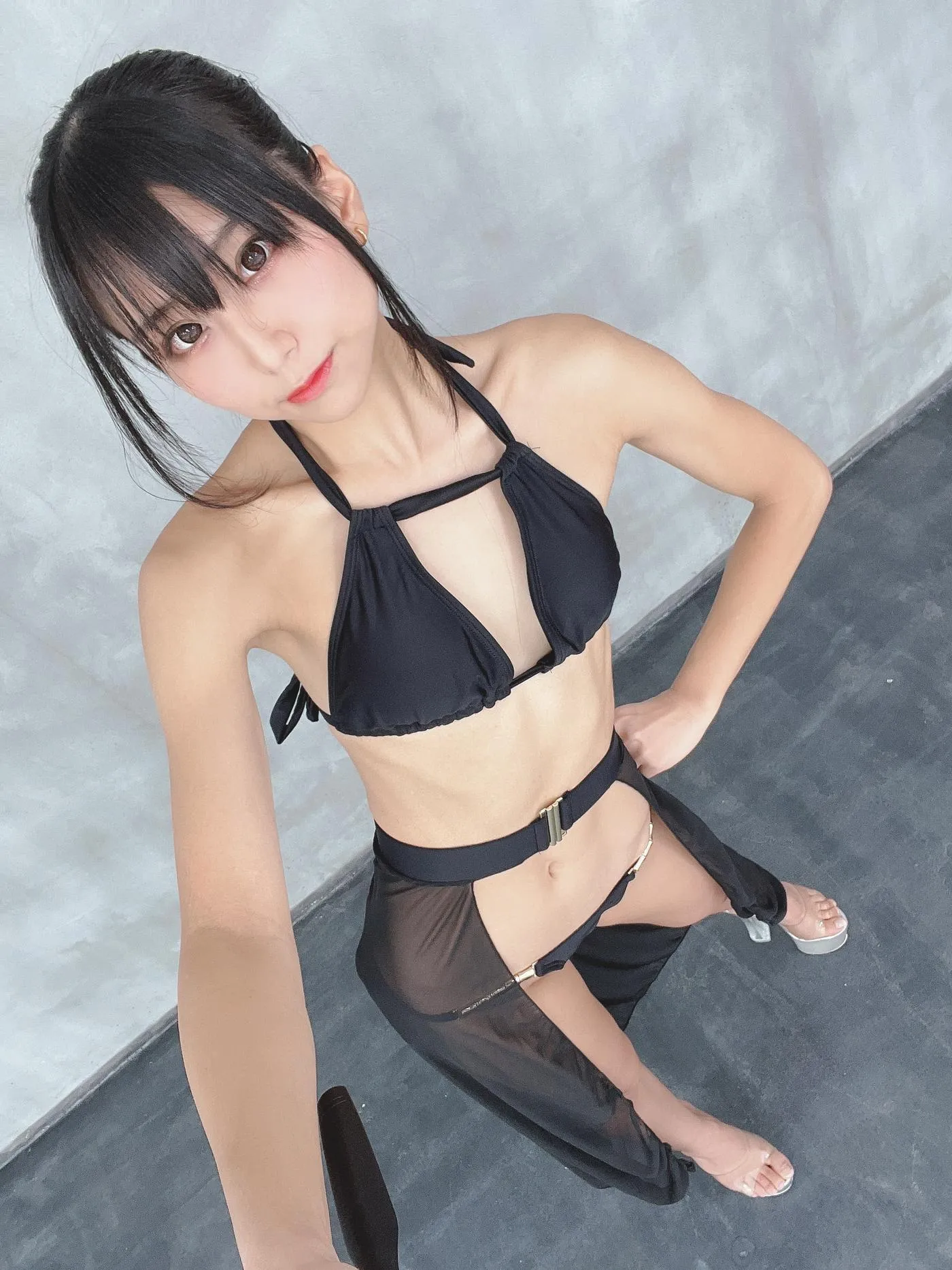 柳丸 – NO.14 [Fantia] 2022年10月写真合集(15期)-2022-11-04 かっこいい黒ビキニ [32P]插图