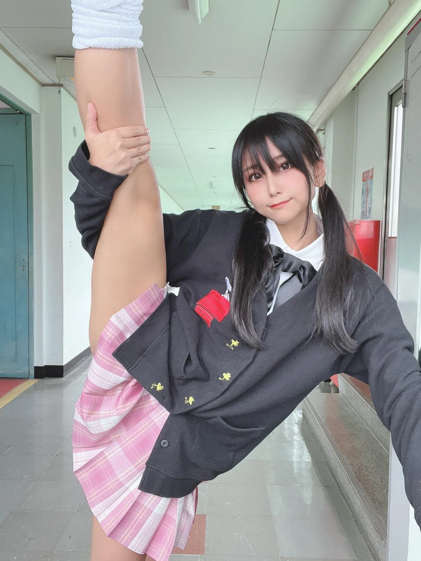 柳丸 – NO.14 [Fantia] 2022年10月写真合集(15期)-2022-11-17 見えそうで見えなくて見える学校のヮィ [69P]插图8