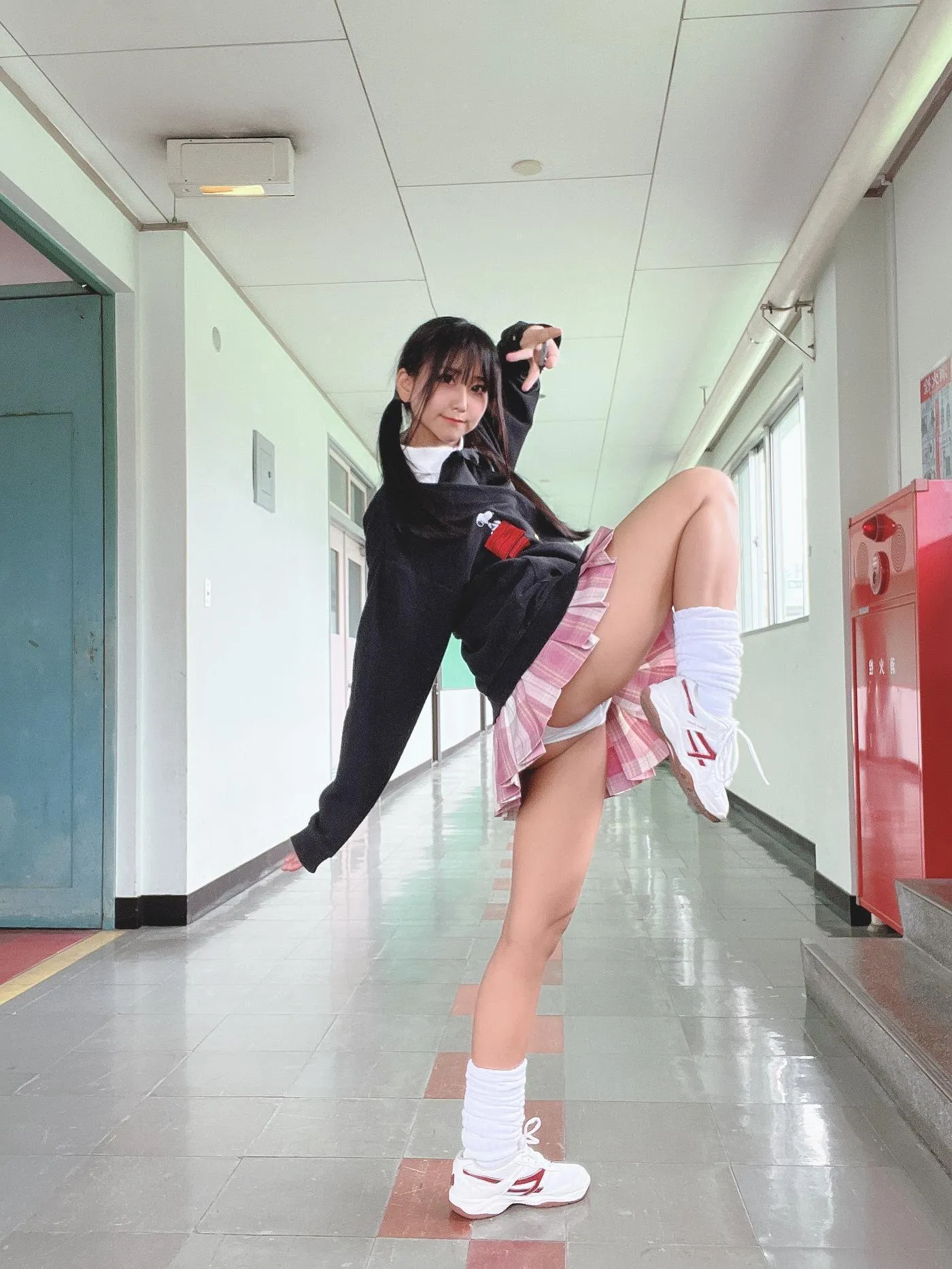 柳丸 – NO.14 [Fantia] 2022年10月写真合集(15期)-2022-11-19 学校のヮィ続き [53P]插图1