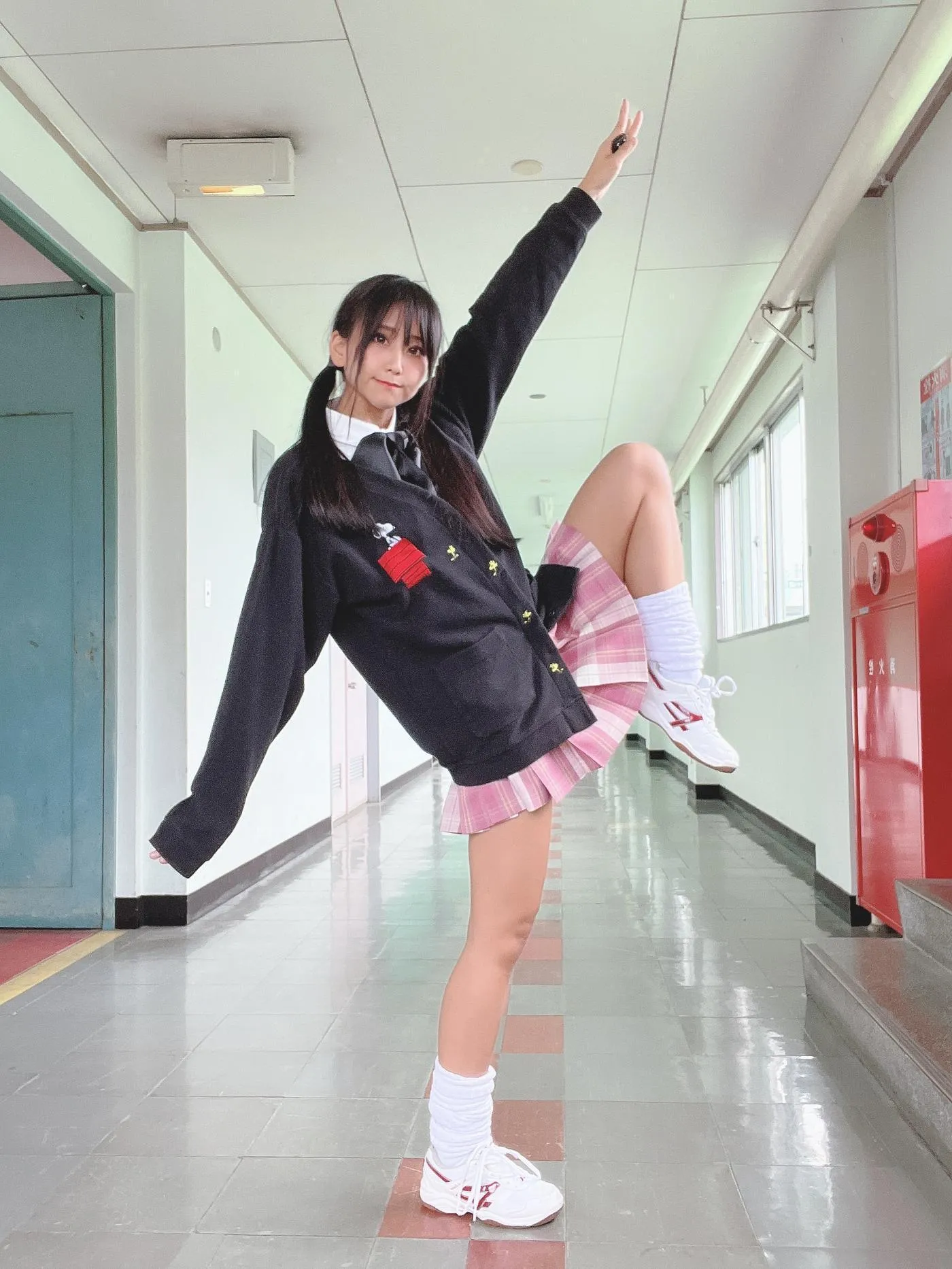 柳丸 – NO.14 [Fantia] 2022年10月写真合集(15期)-2022-11-19 学校のヮィ続き [53P]插图2
