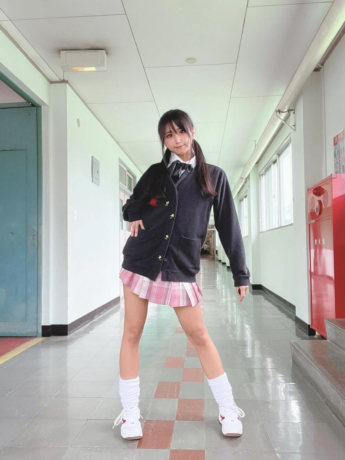 柳丸 – NO.14 [Fantia] 2022年10月写真合集(15期)-2022-11-19 学校のヮィ続き [53P]插图4