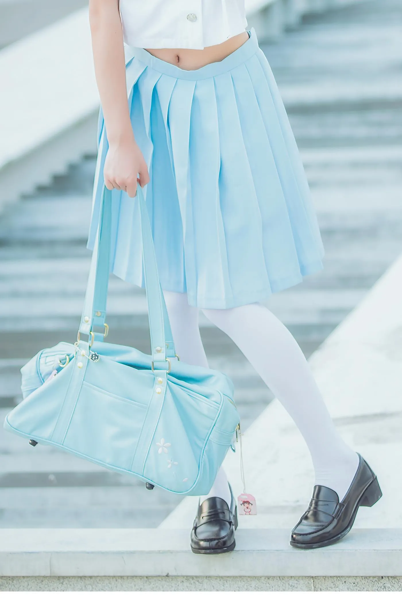 桜桃喵 – NO.101 少女×4-微风轻轻起（19P [19P]插图1