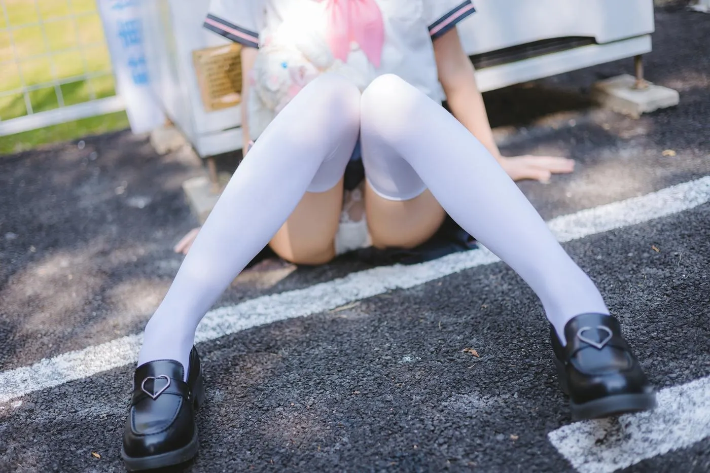 桜桃喵 – NO.146 草莓雪糕-草莓 [33P]插图3