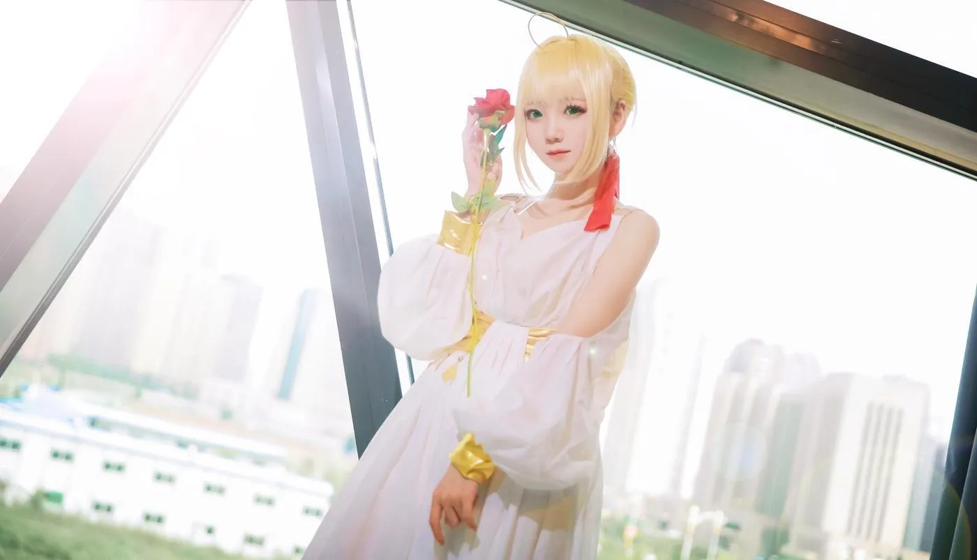 楚楚子w – NO.02 -COS-FATEEXTRA COS尼禄cos场照是尼禄的睡裙 [10P]插图6