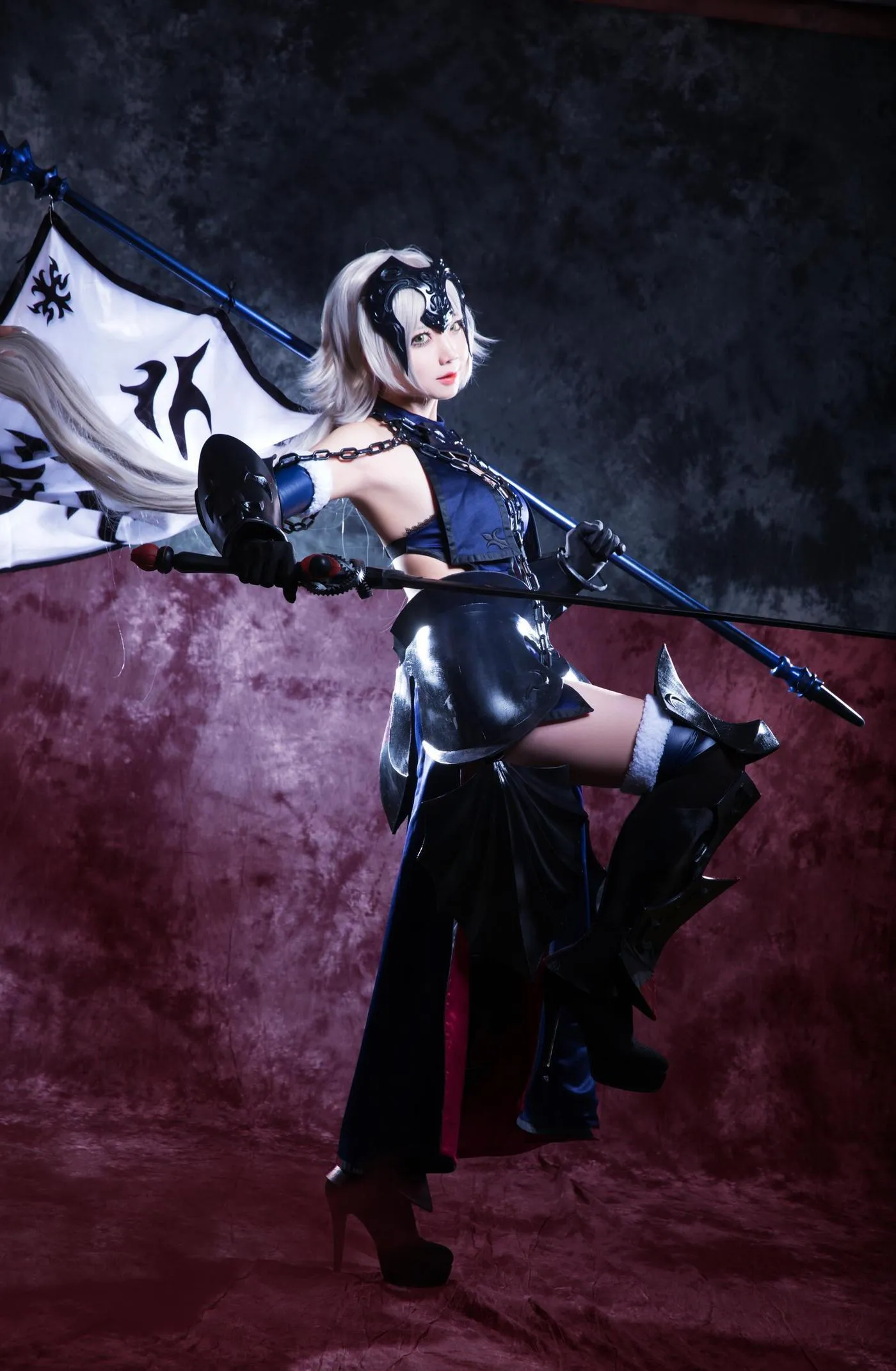 楚楚子w – NO.07 COS-FATEGRAND ORDER COS贞德FATE]御姐 [21P]插图4