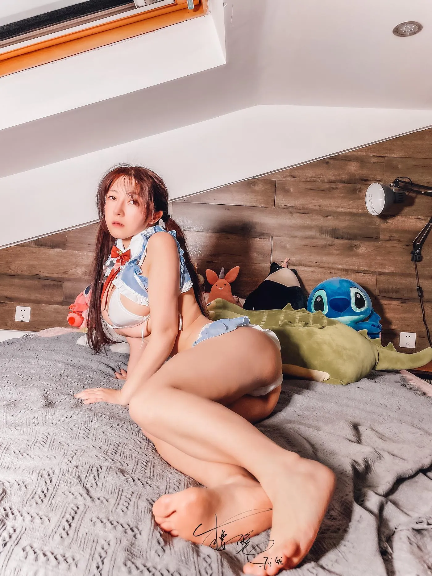 樱晚gigi – NO.02 粉丝群收费写真02 [25P]插图4