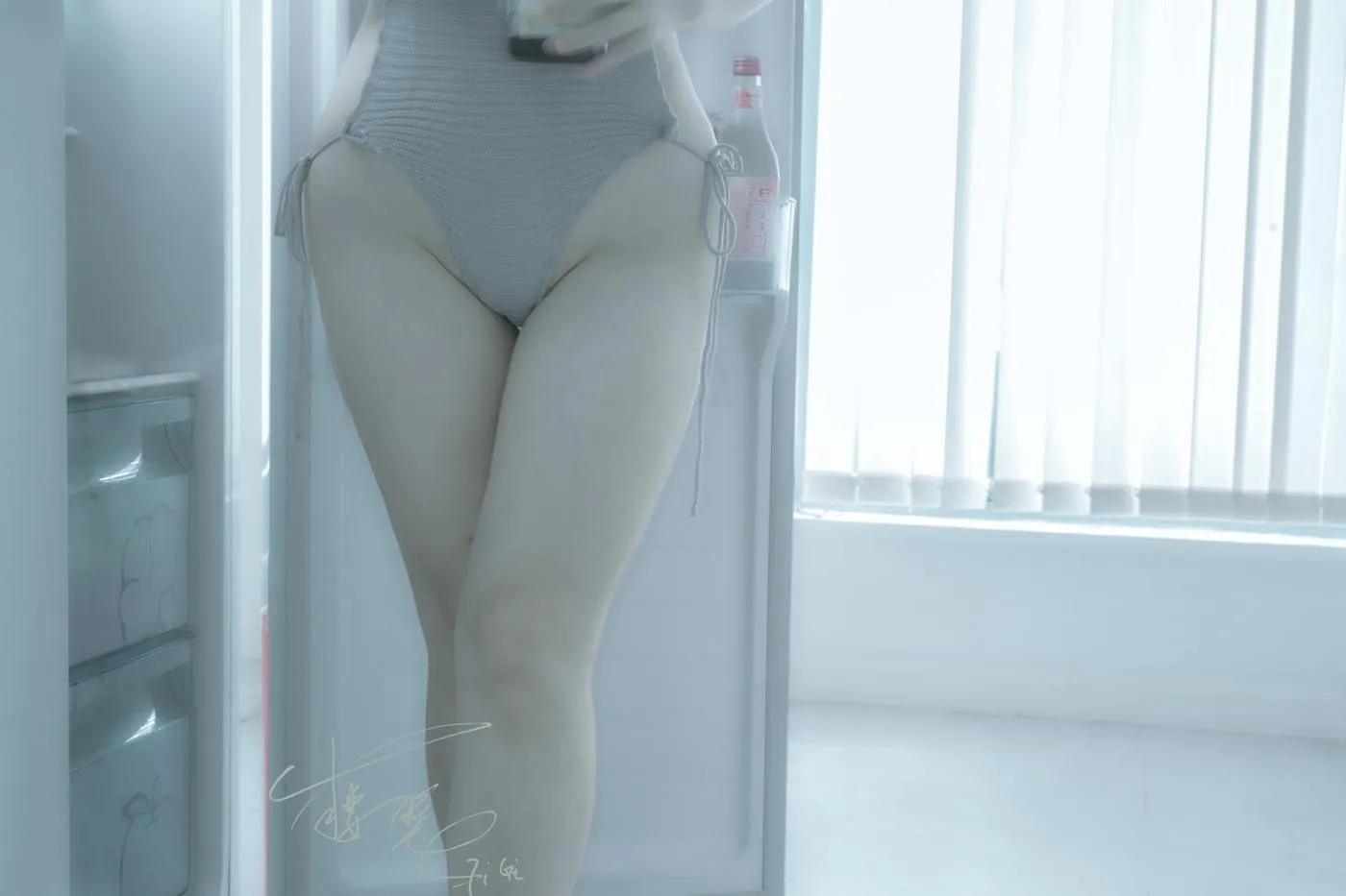 樱晚gigi – NO.14 粉丝群收费写真14 温.度 [24P]插图6