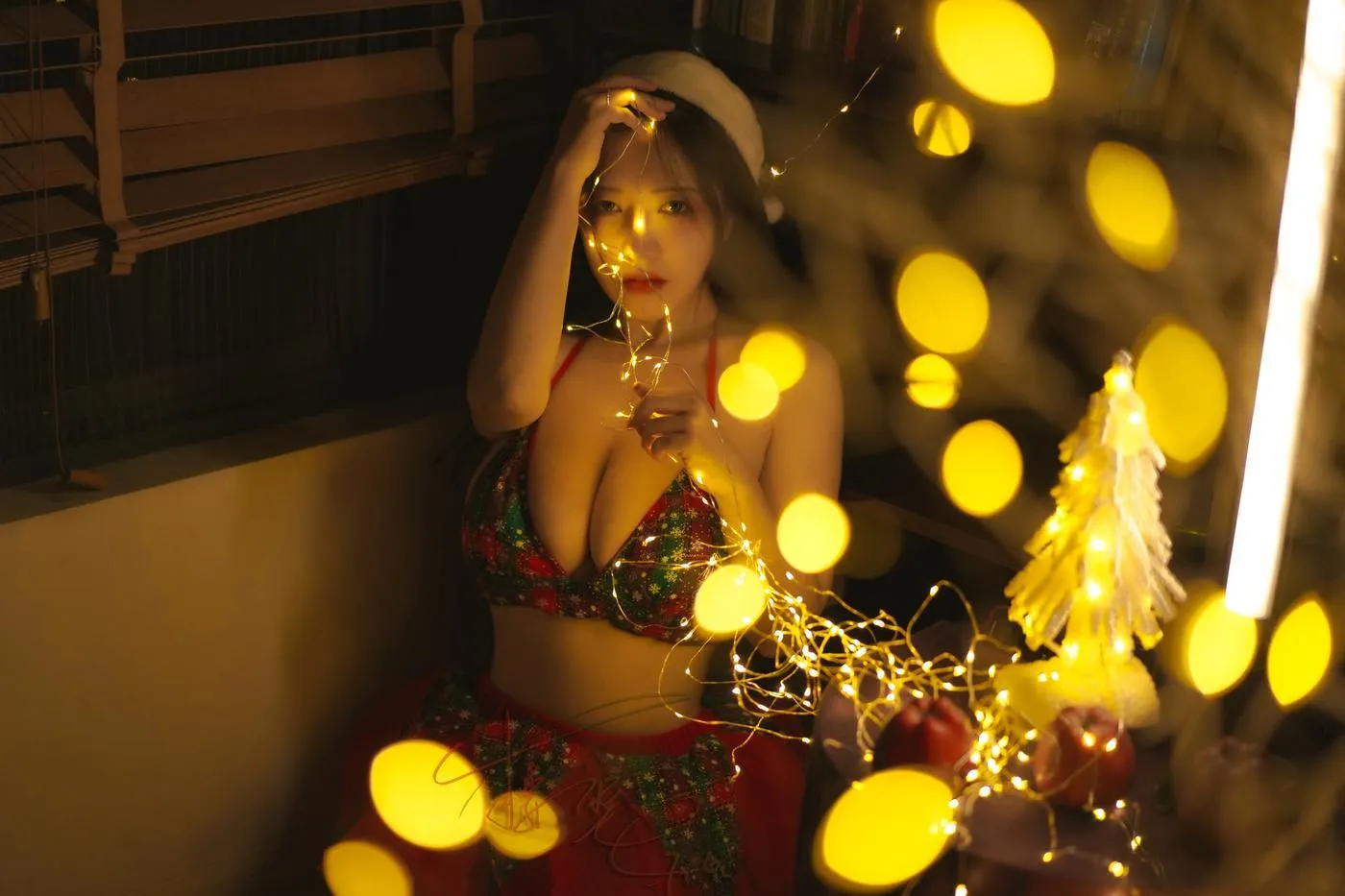 樱晚gigi – NO.17 粉丝群收费写真17 ChristmasDay [28P]插图9