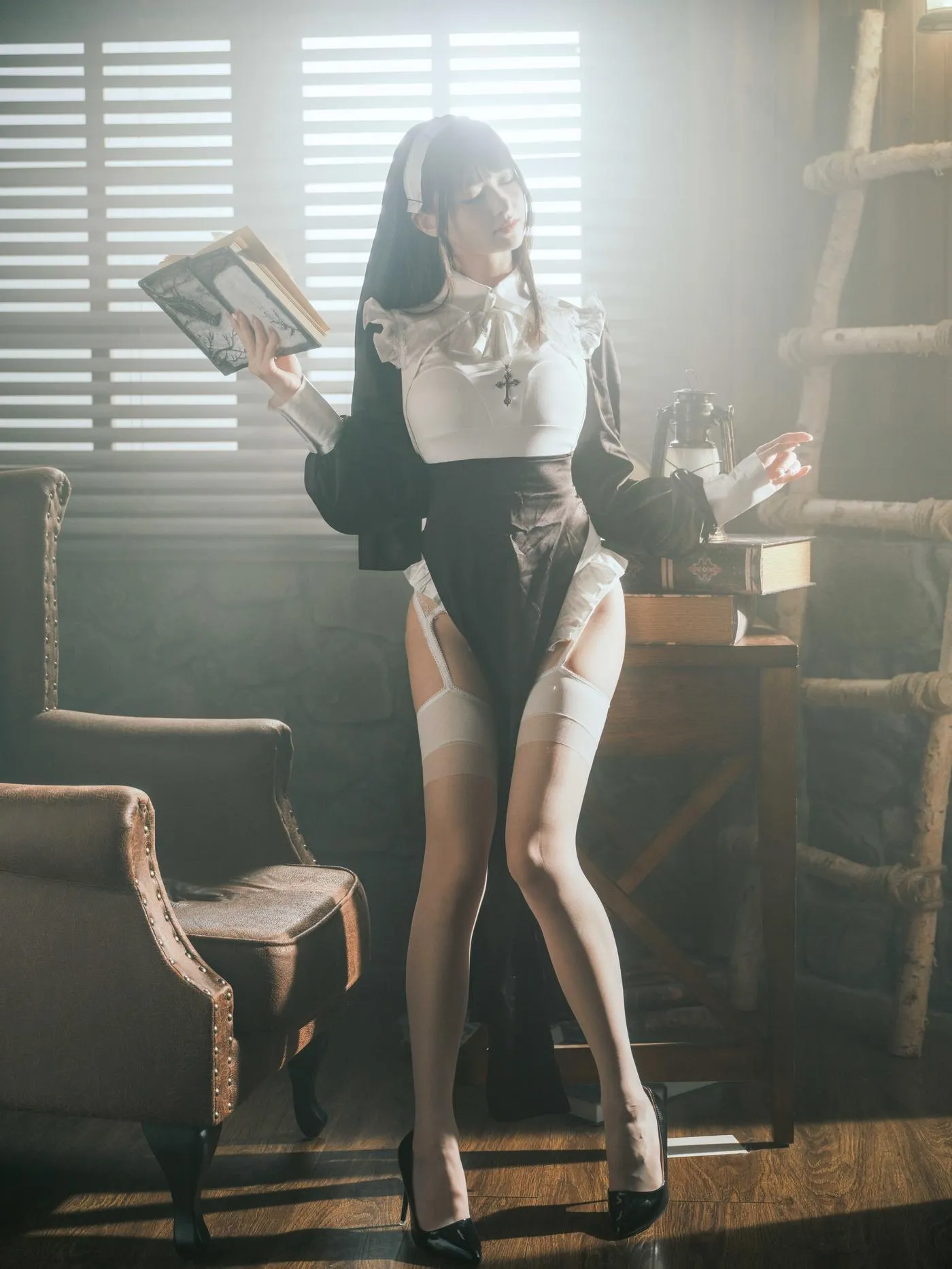 河豚抚子 – NO.10 修女 [15P]插图