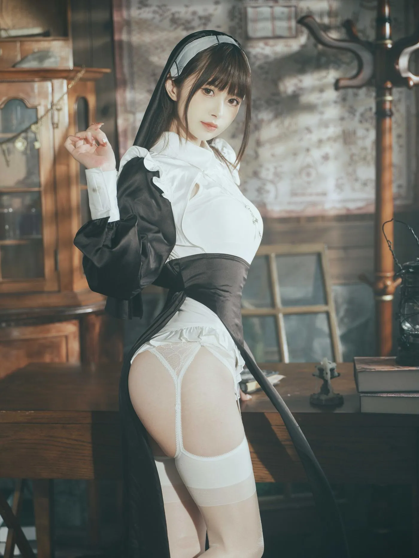 河豚抚子 – NO.10 修女 [15P]插图1