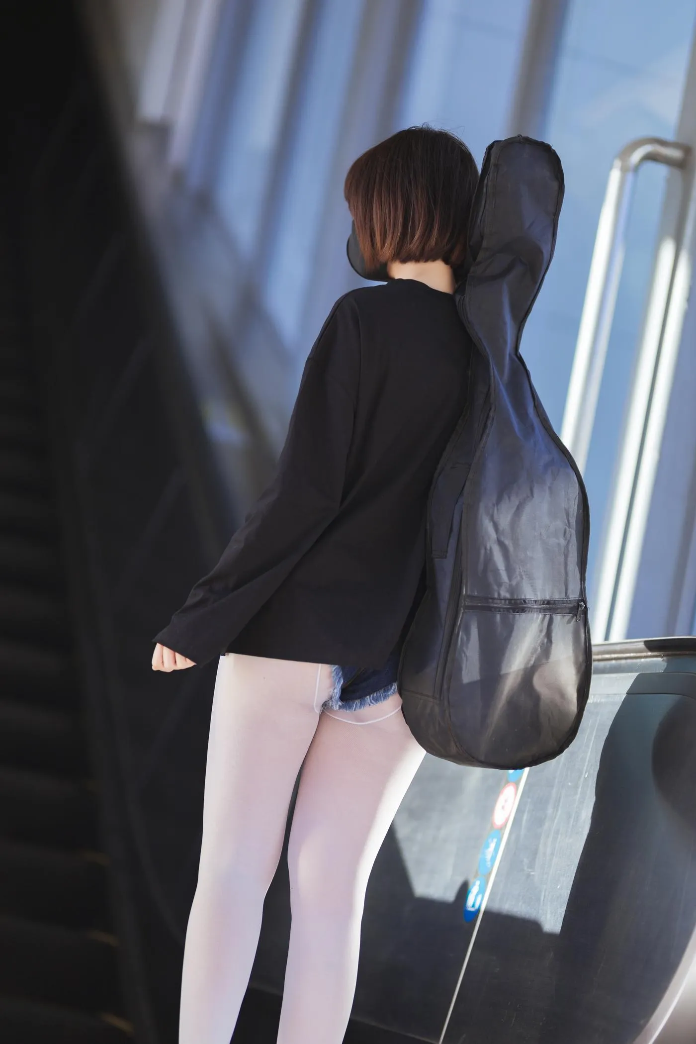 洛桑w伊梓 – NO.04 升玖老师 地铁吉他 [26P]插图1