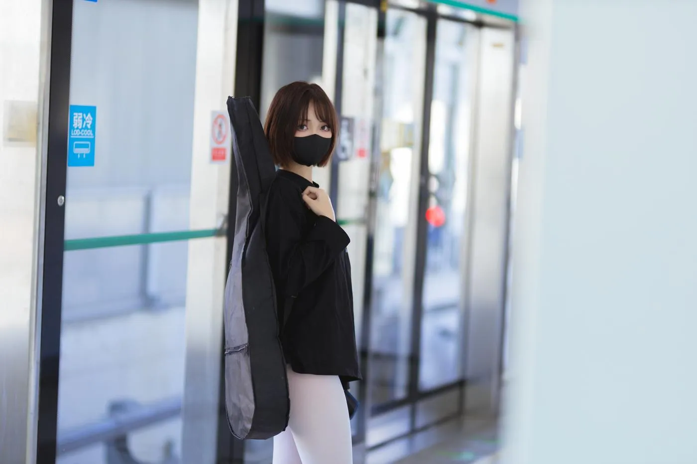 洛桑w伊梓 – NO.04 升玖老师 地铁吉他 [26P]插图5