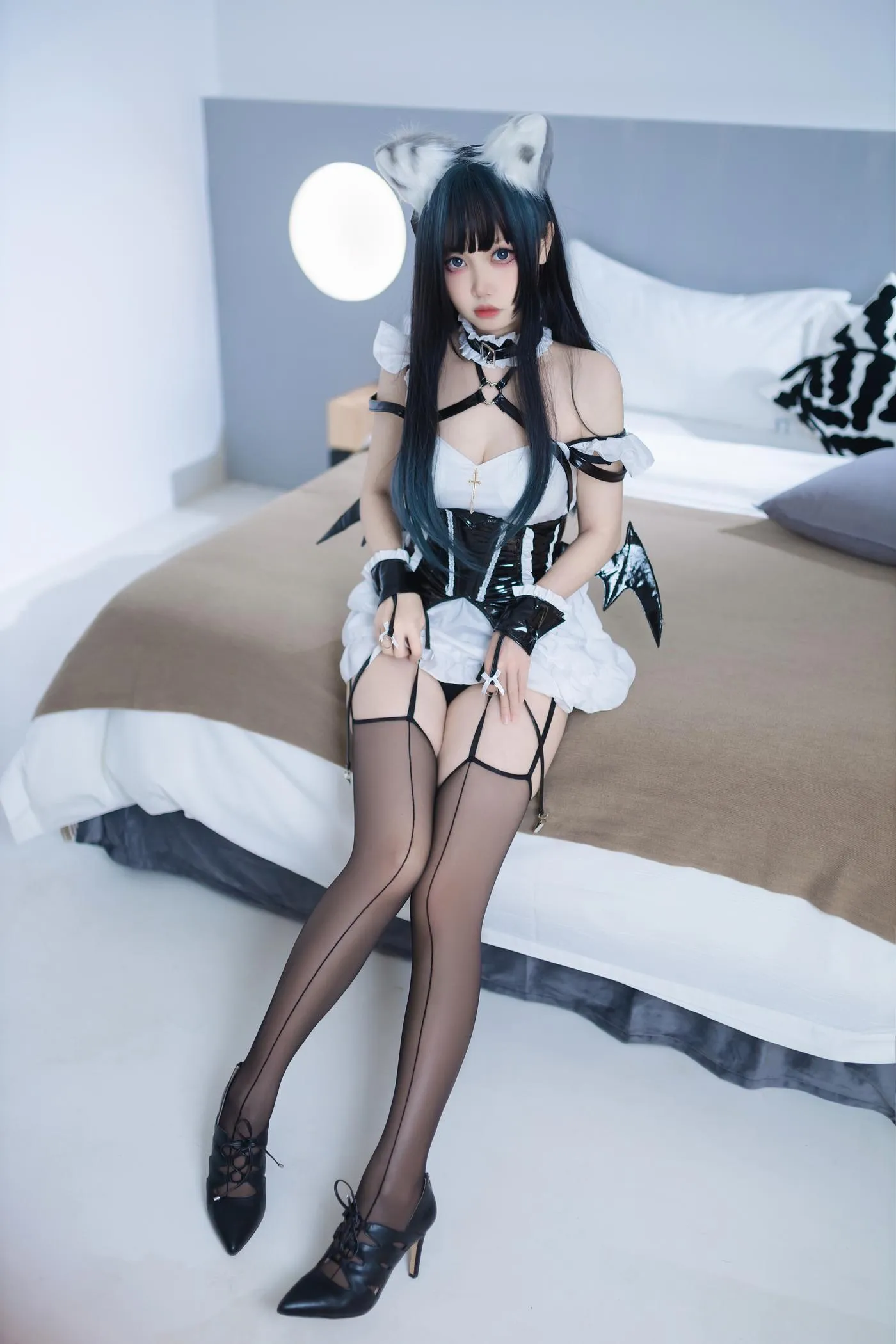 洛桑w伊梓 – NO.05 猫耳小恶魔 [25P]插图9